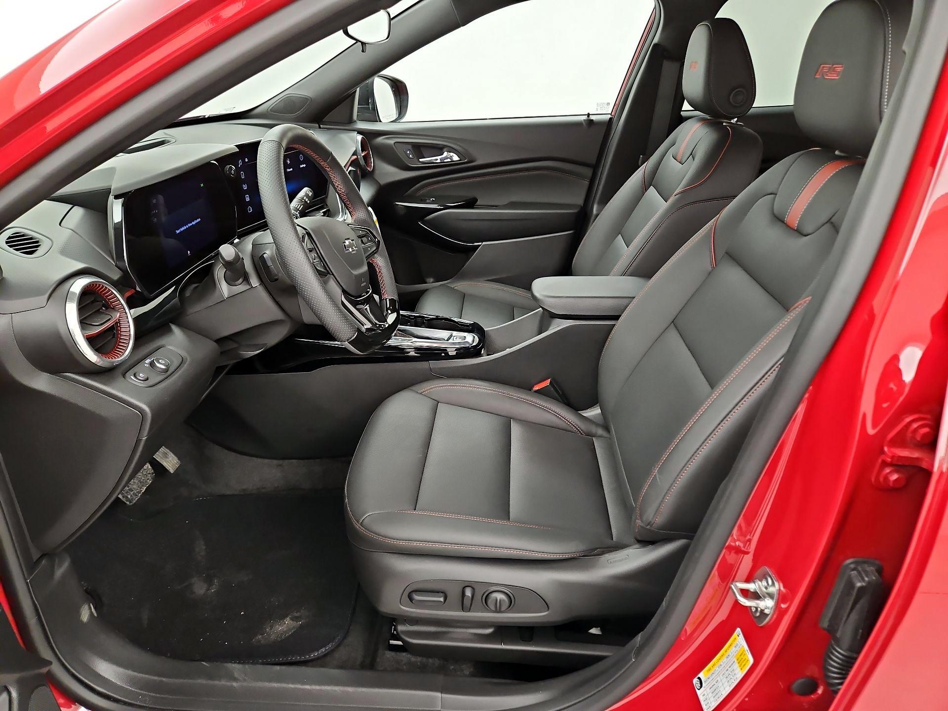 Thumbnail: 2026 Chevrolet Trax - 11