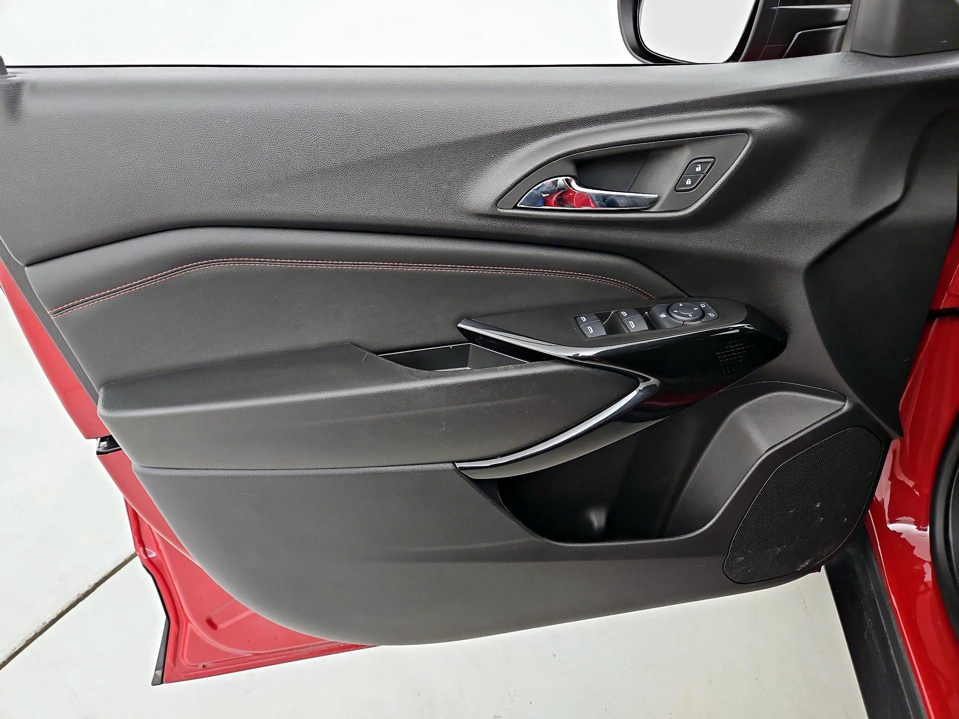 Thumbnail: 2026 Chevrolet Trax - 12