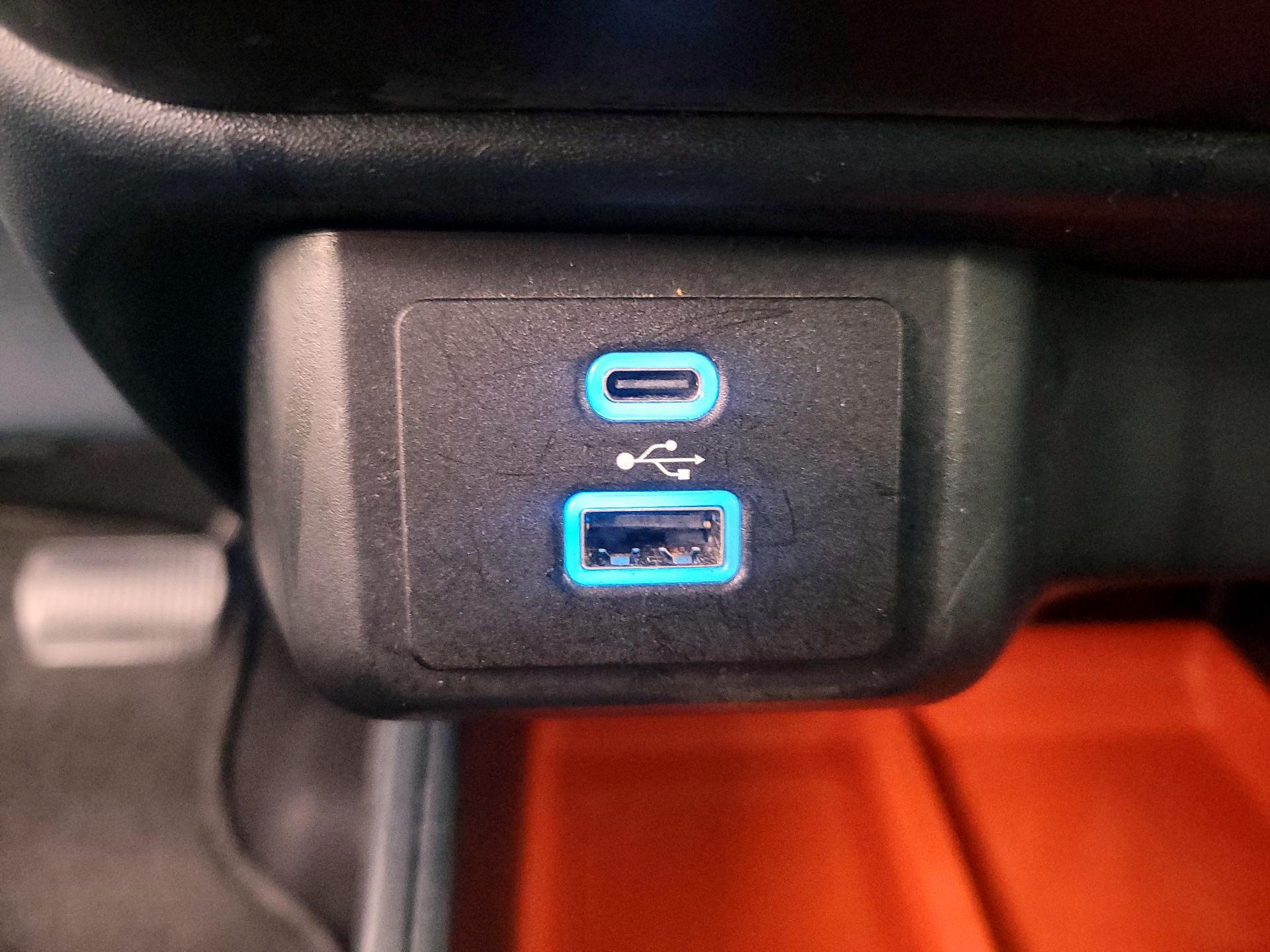 Thumbnail: 2022 Ford Maverick - 18