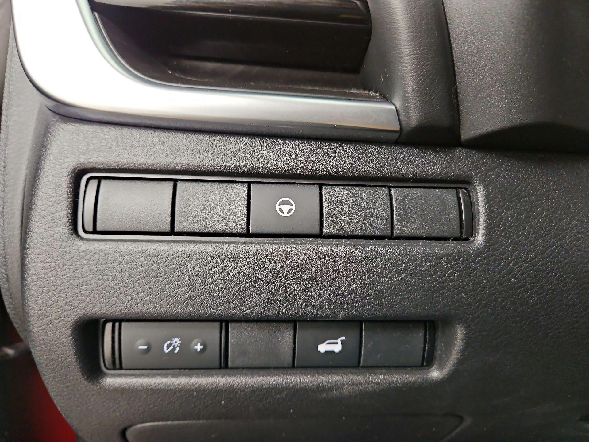 Thumbnail: 2021 Nissan Rogue - 13