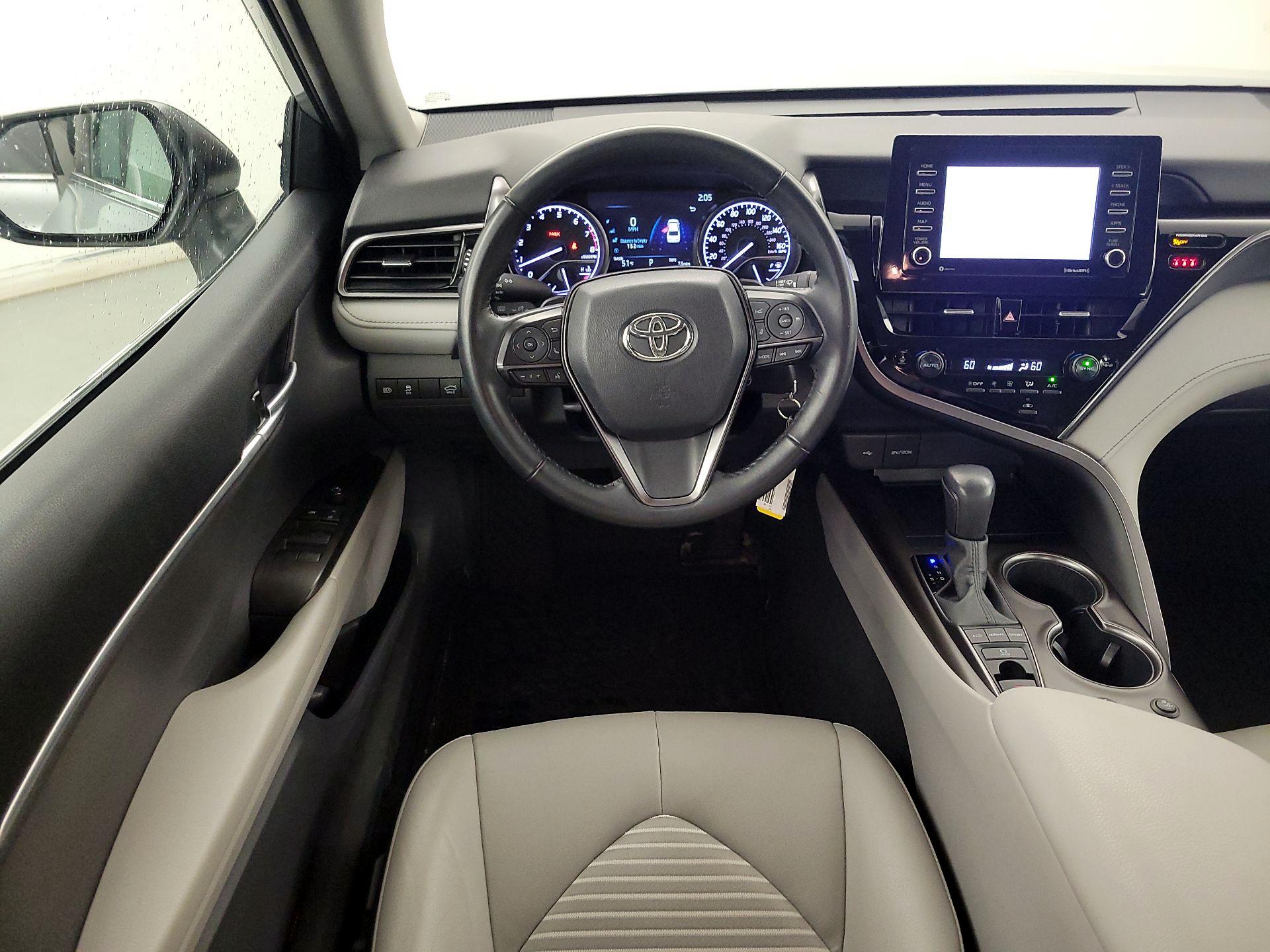 Thumbnail: 2023 Toyota Camry - 10