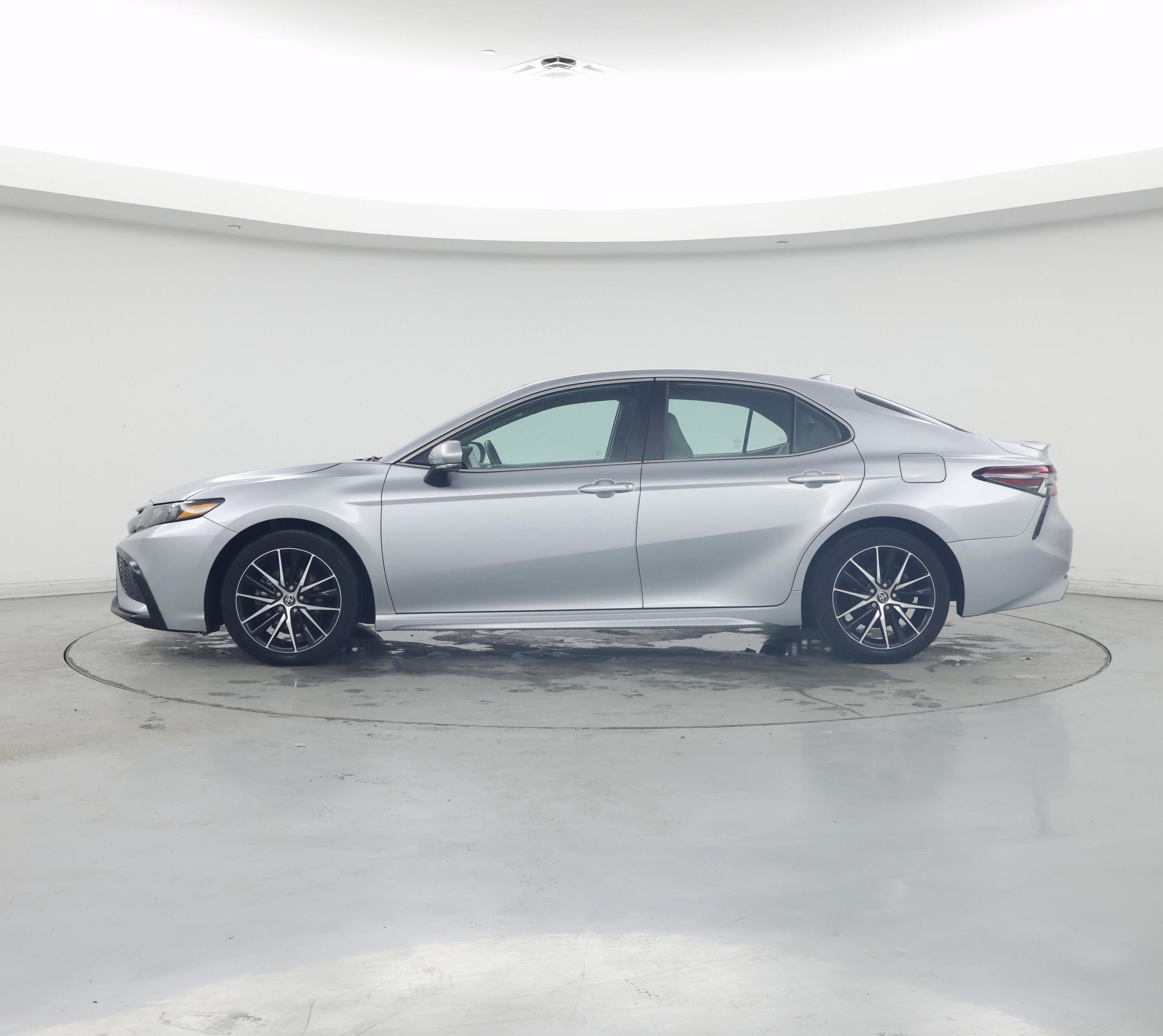 Thumbnail: 2023 Toyota Camry - 3