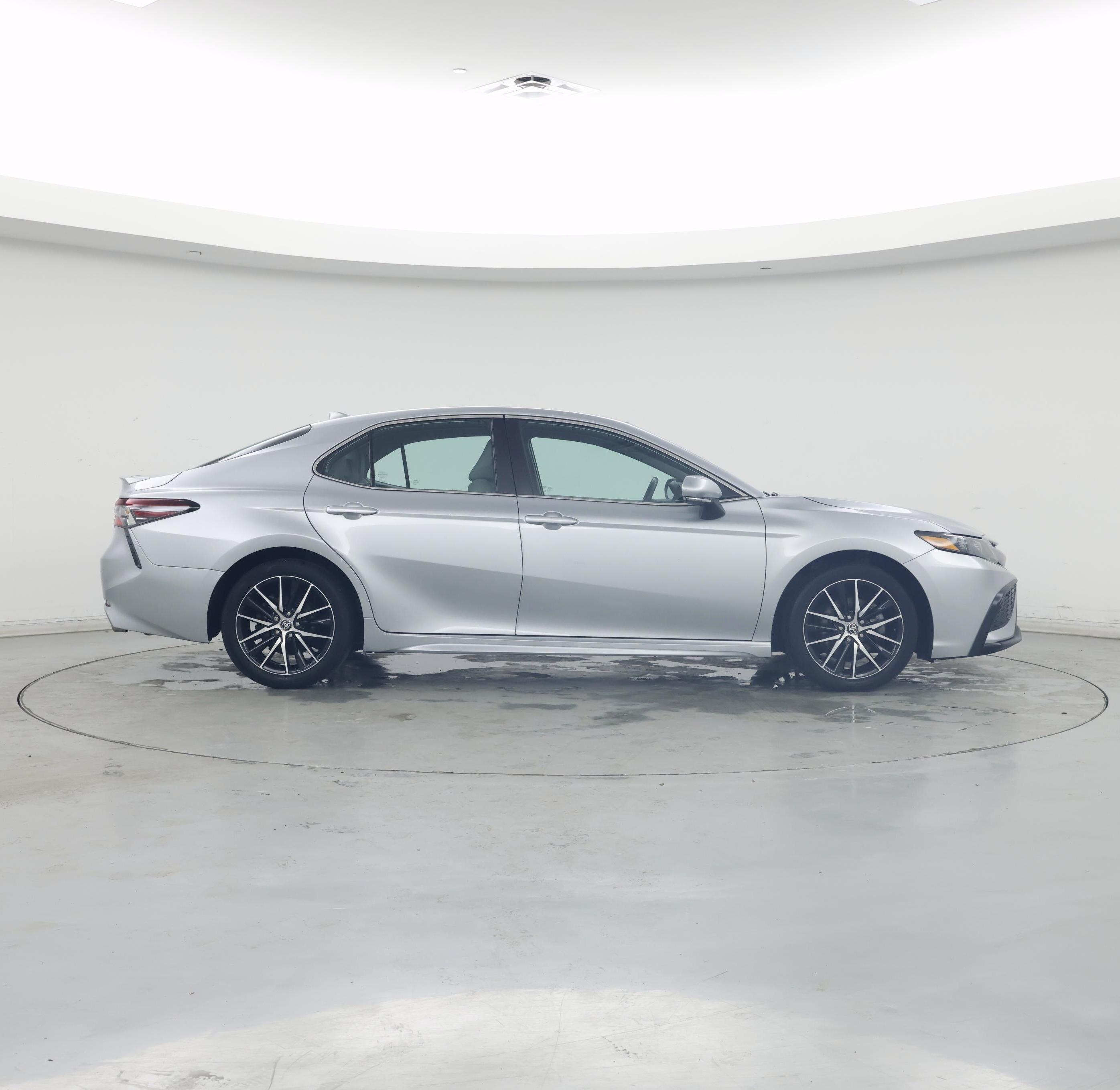 Thumbnail: 2023 Toyota Camry - 7