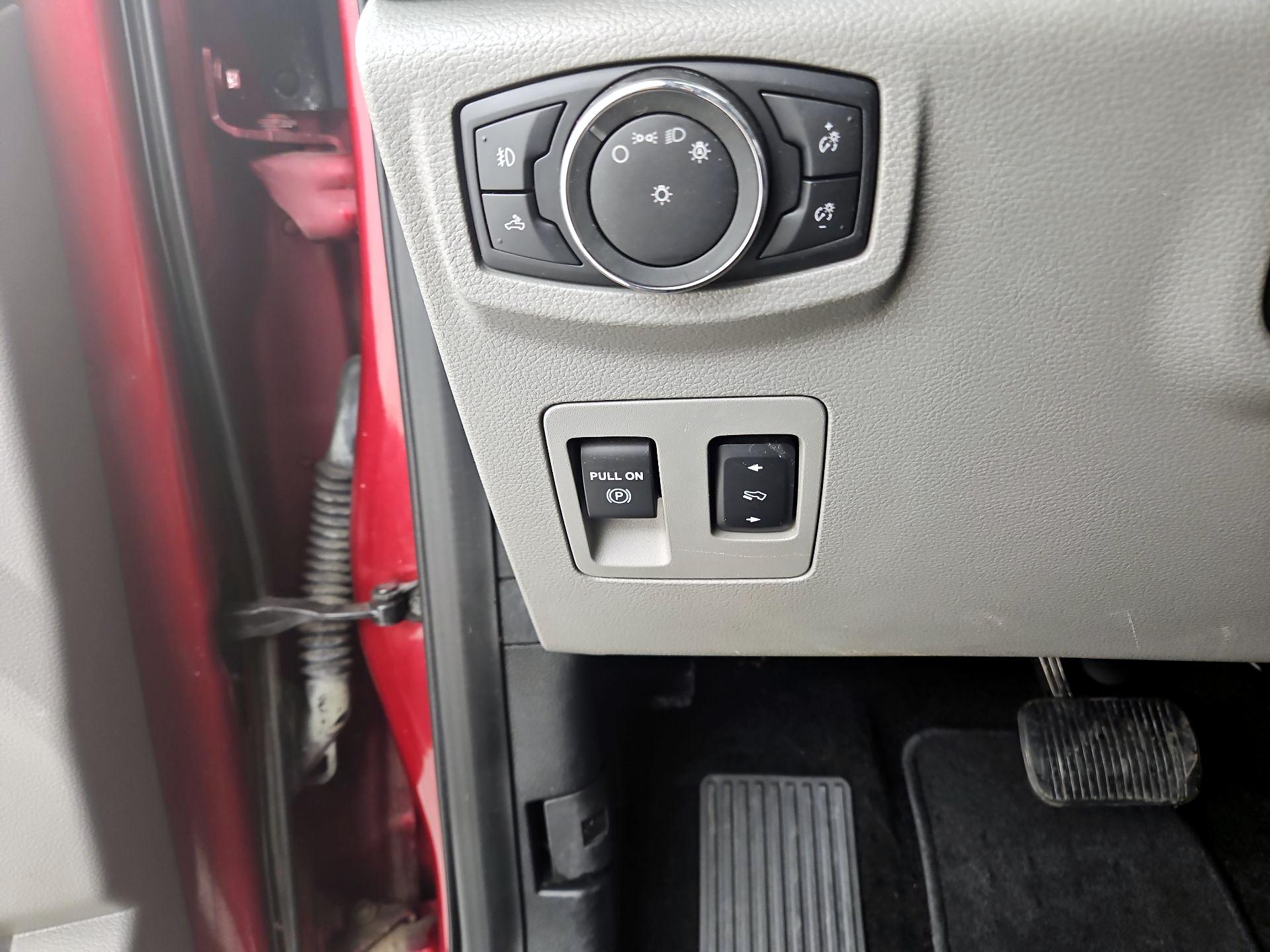 Thumbnail: 2019 Ford F-150 - 13