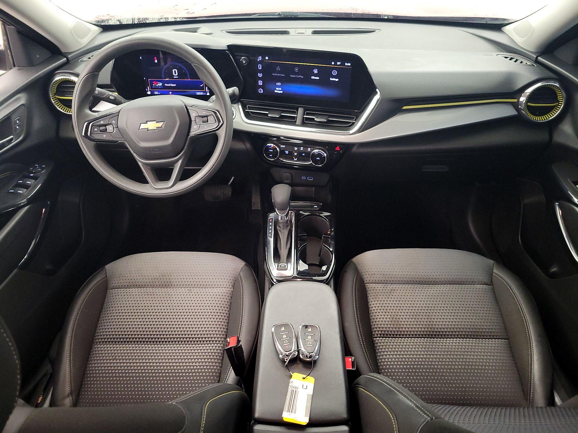 Thumbnail: 2025 Chevrolet Trax - 9