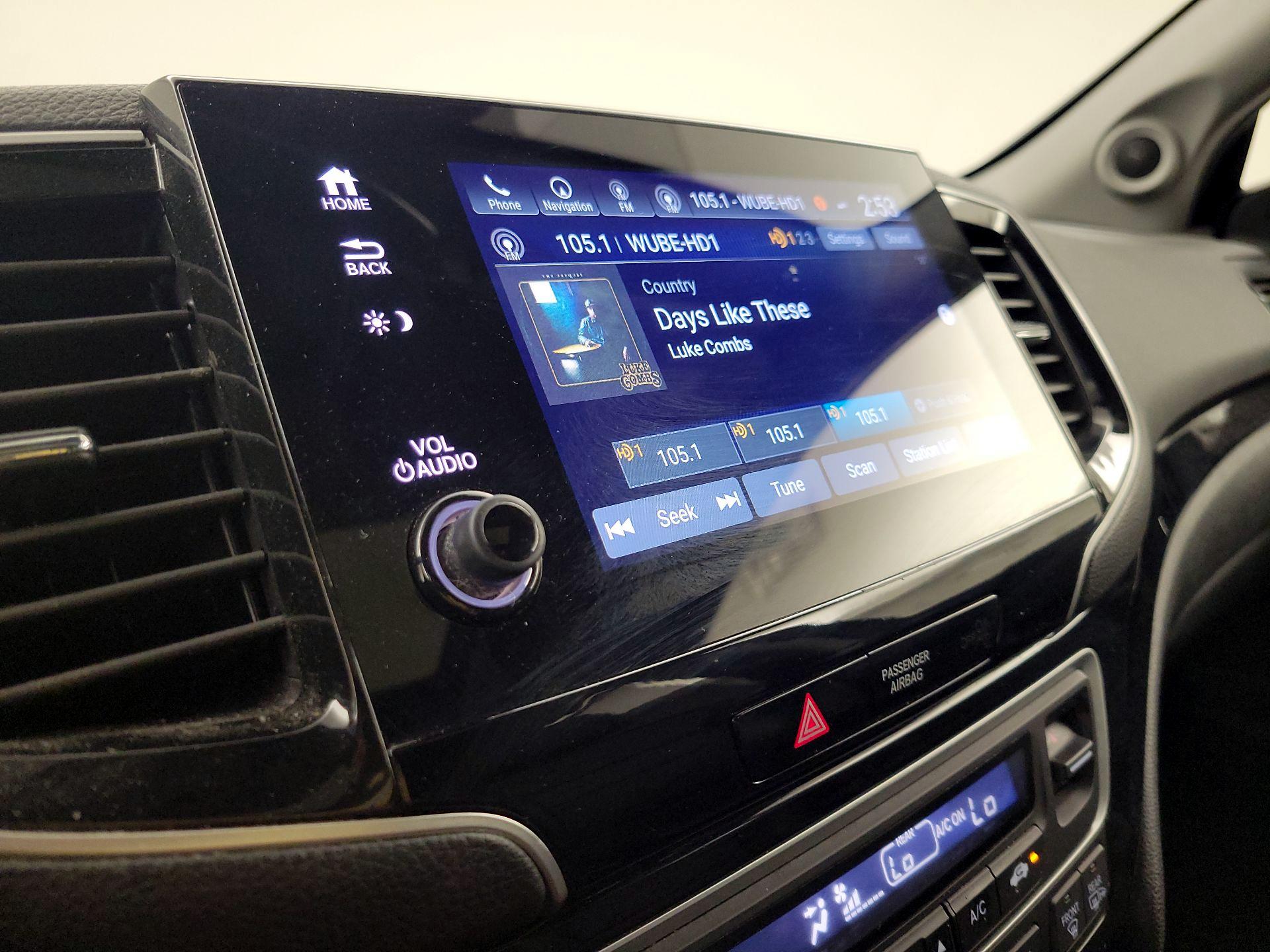 Thumbnail: 2020 Honda Pilot - 16