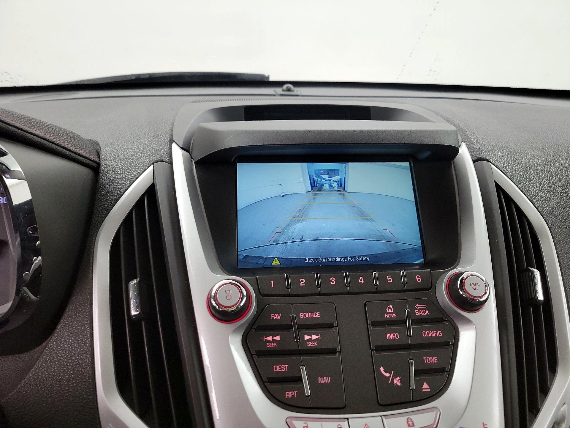 Thumbnail: 2015 GMC Terrain - 14