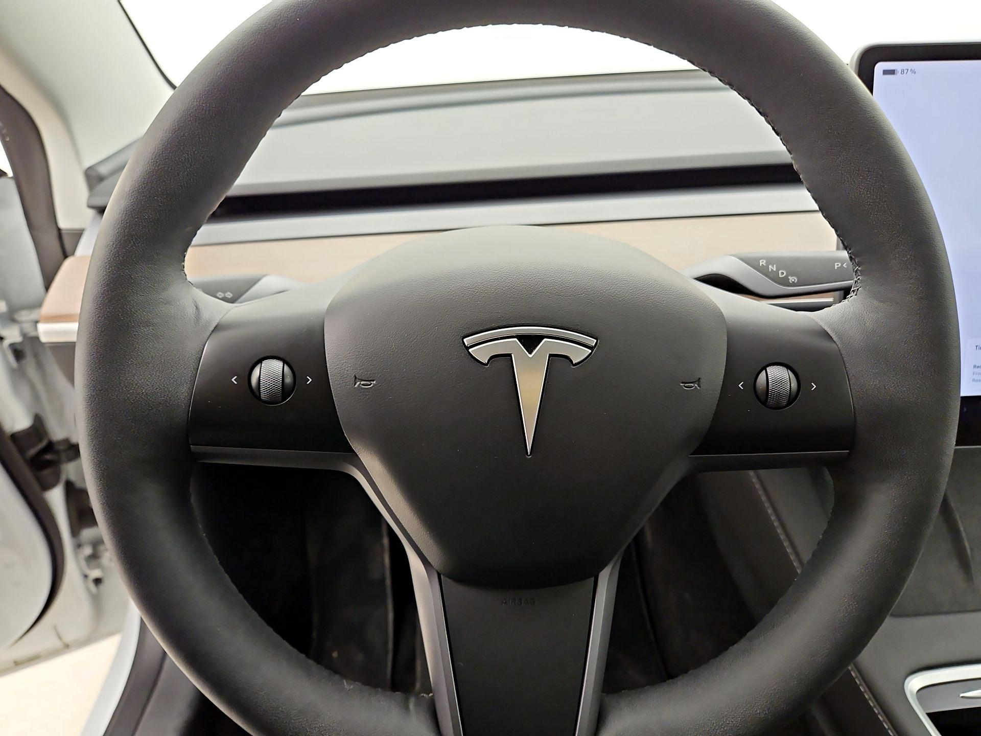 Thumbnail: 2023 Tesla Model 3 - 10