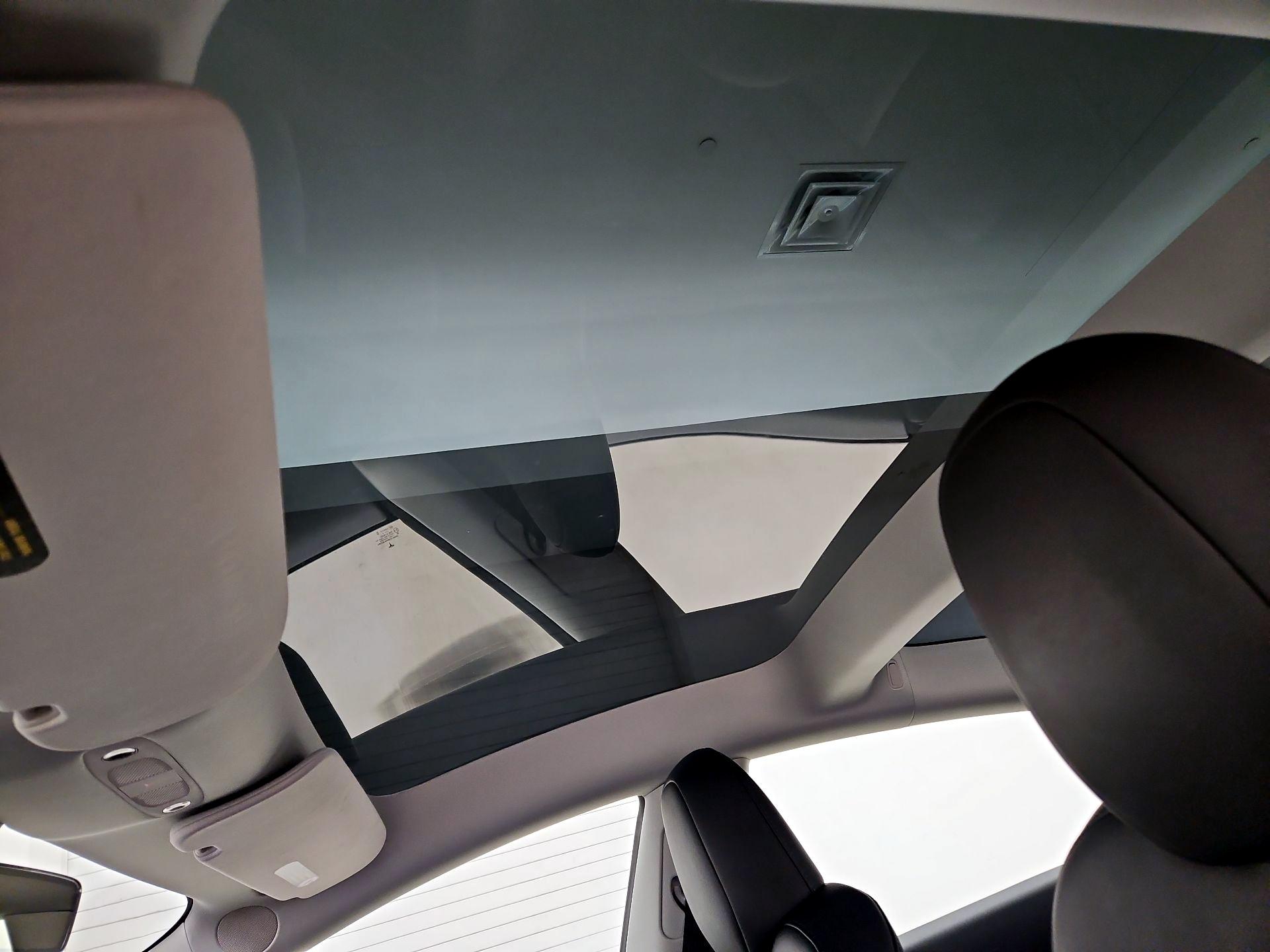 Thumbnail: 2023 Tesla Model 3 - 19