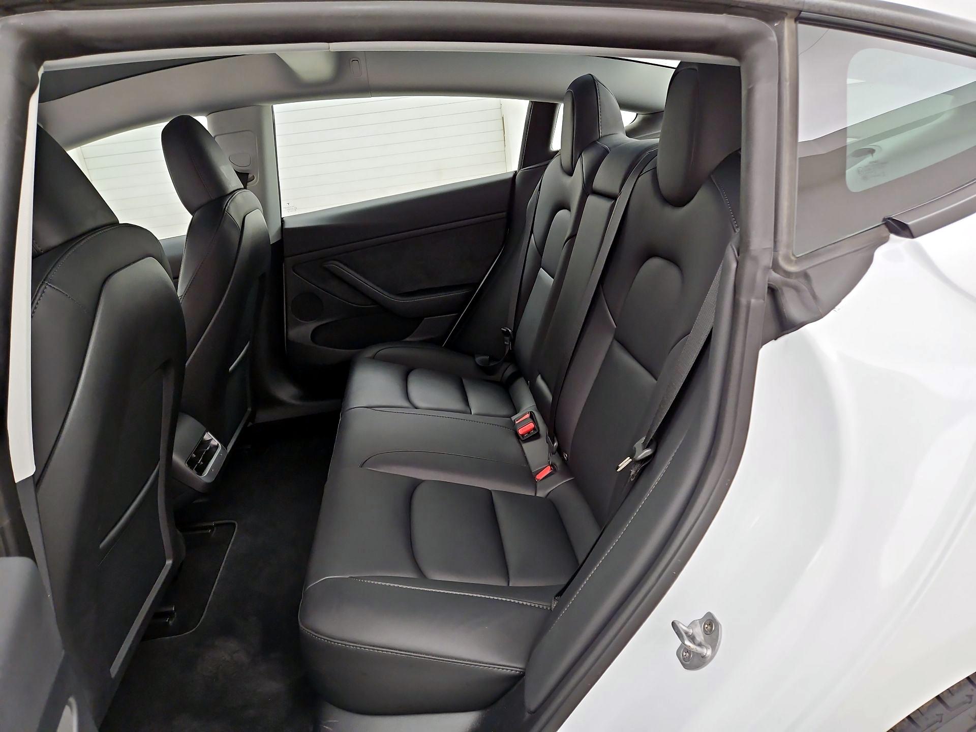 Thumbnail: 2023 Tesla Model 3 - 20