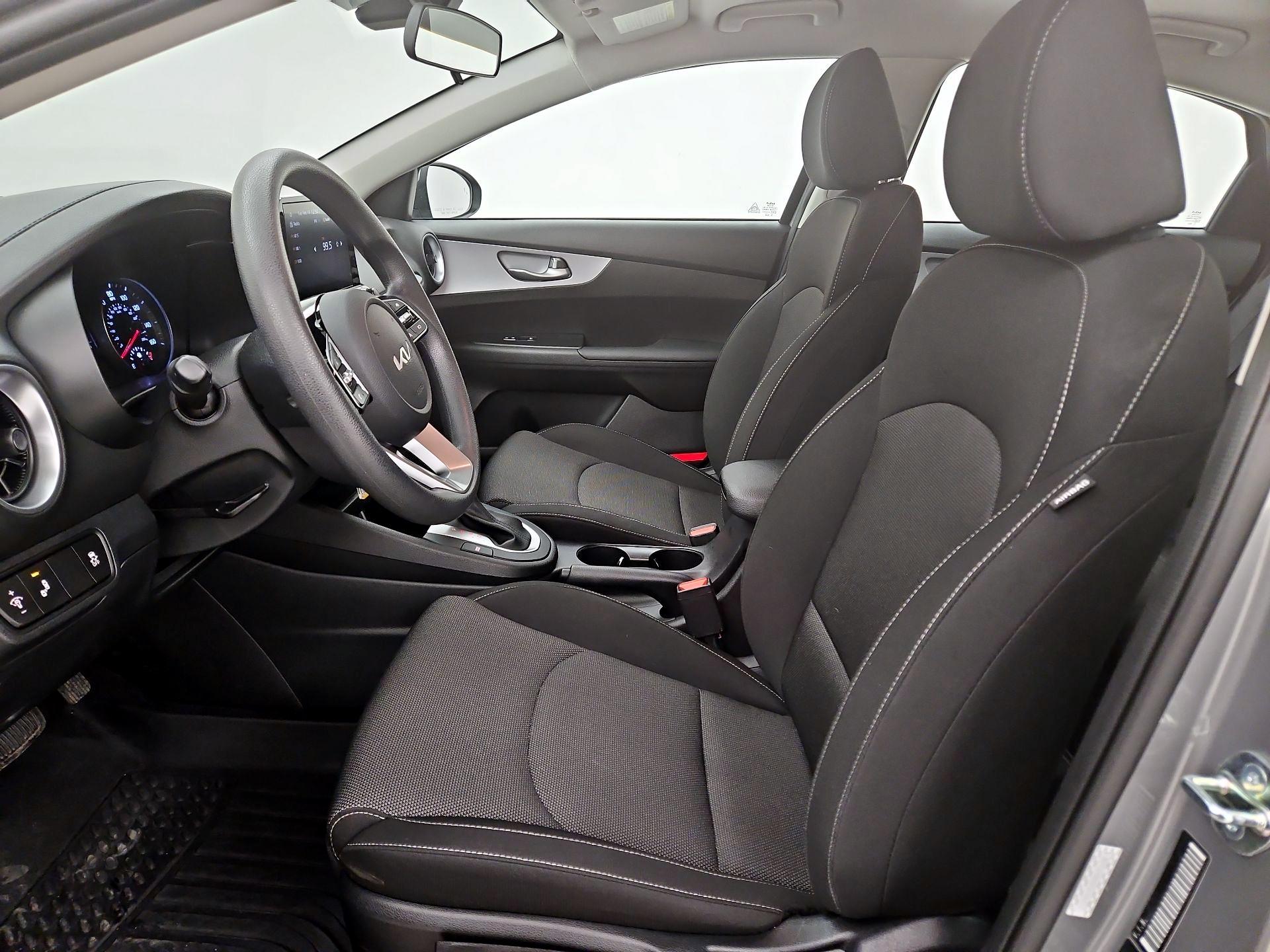 Thumbnail: 2024 Kia Forte - 11