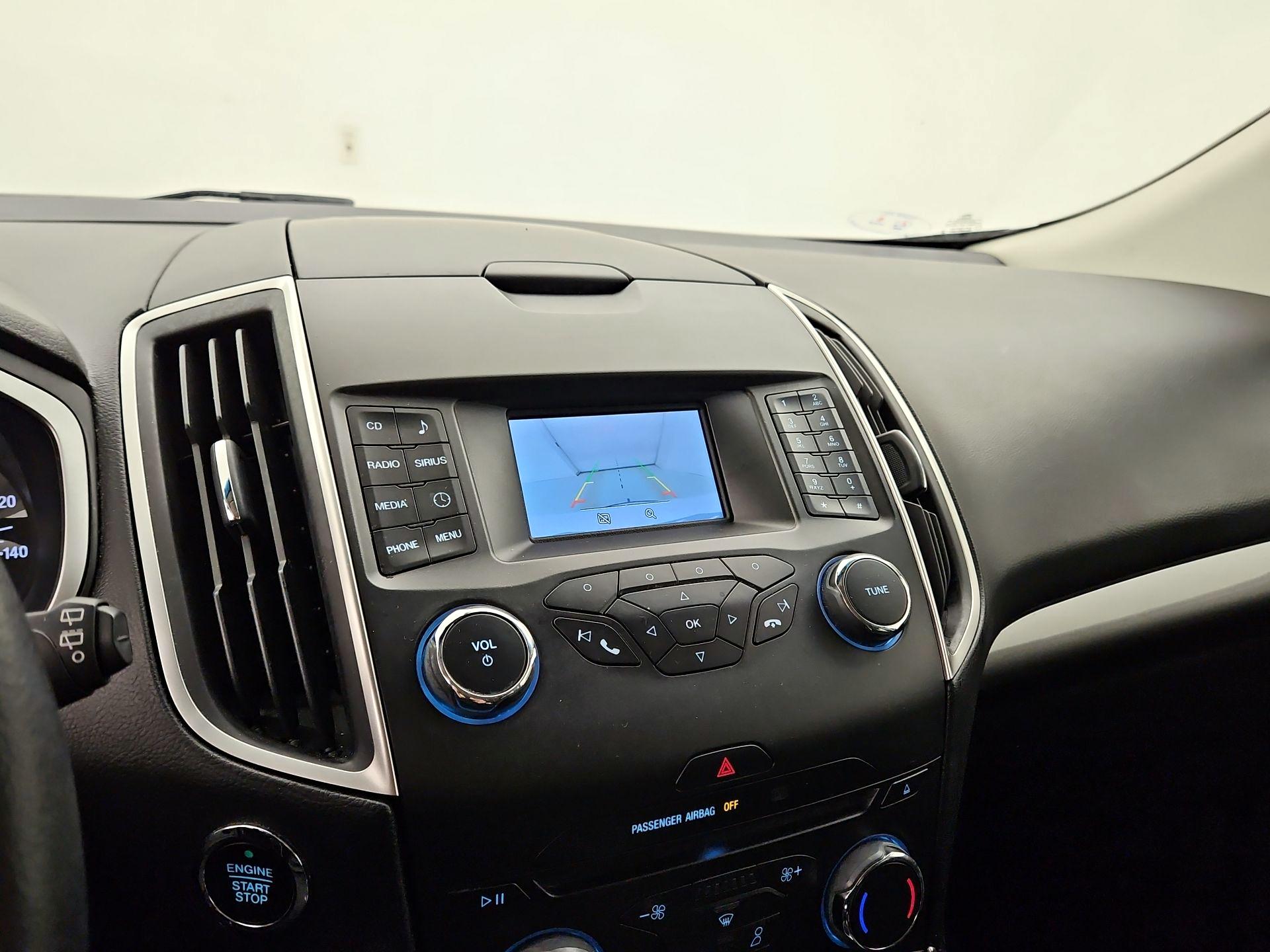 Thumbnail: 2015 Ford Edge - 14