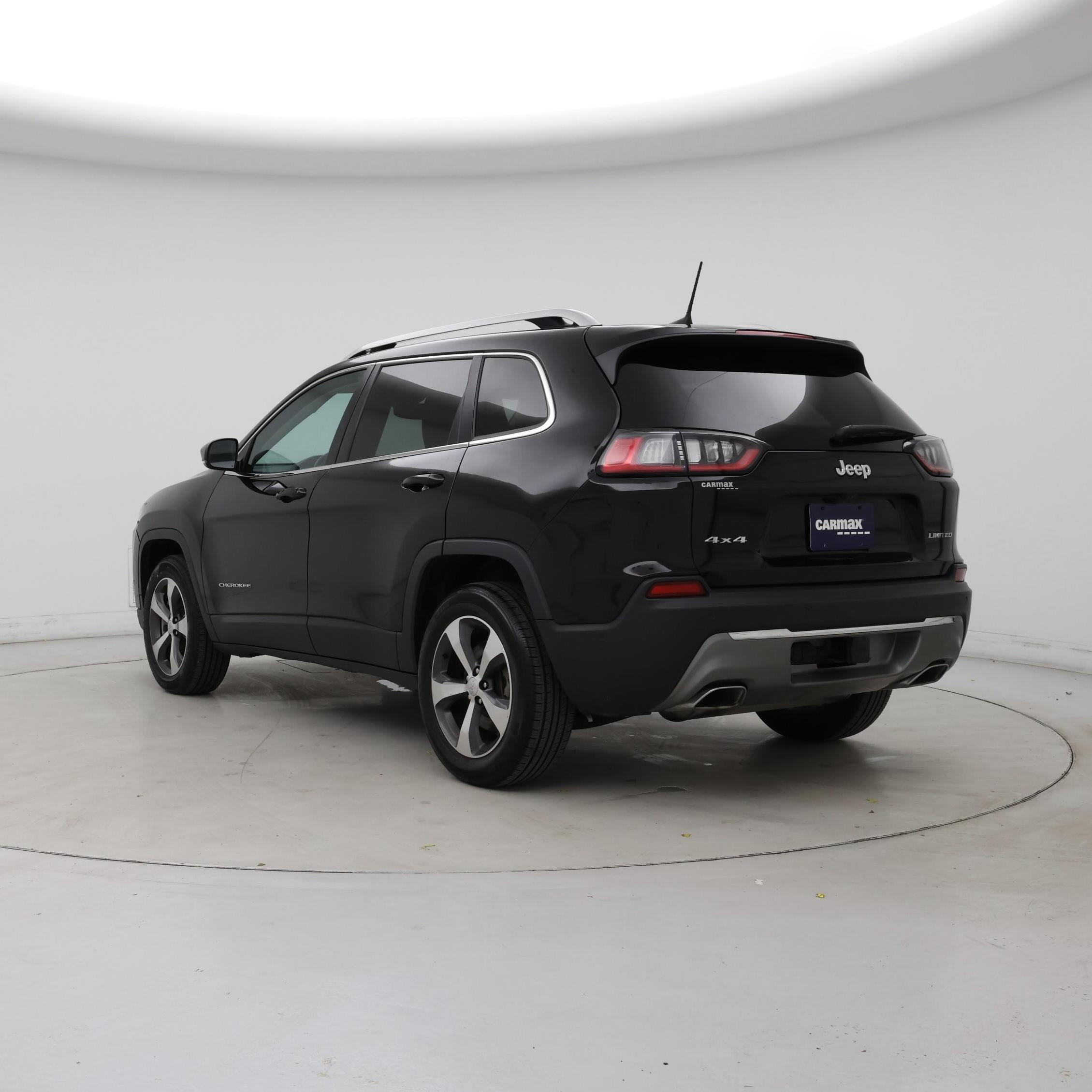Thumbnail: 2019 Jeep Cherokee - 2