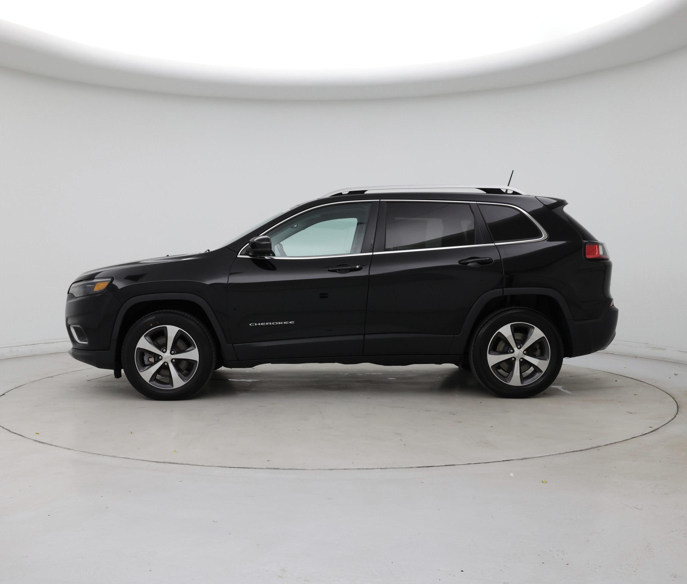 Thumbnail: 2019 Jeep Cherokee - 3