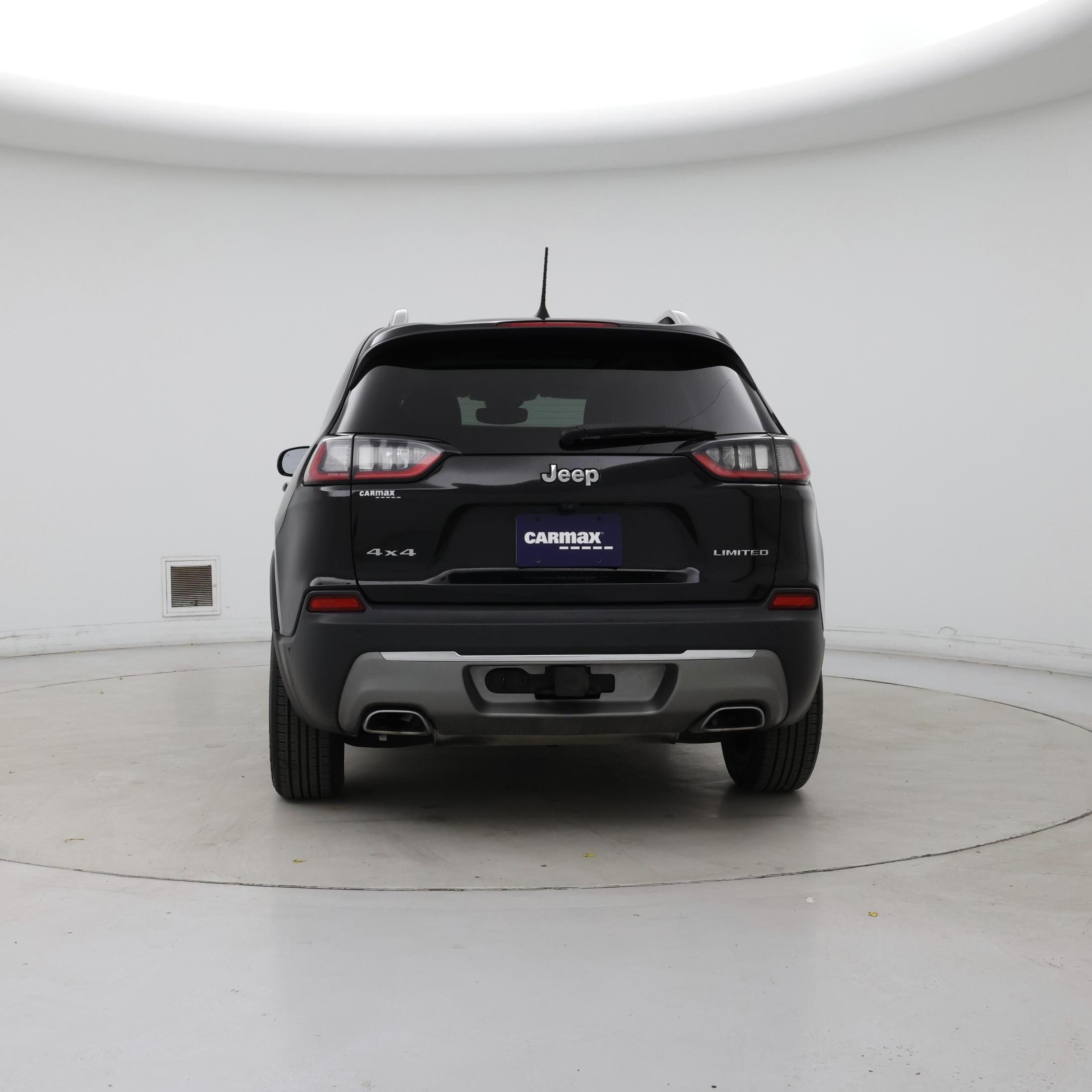 Thumbnail: 2019 Jeep Cherokee - 6