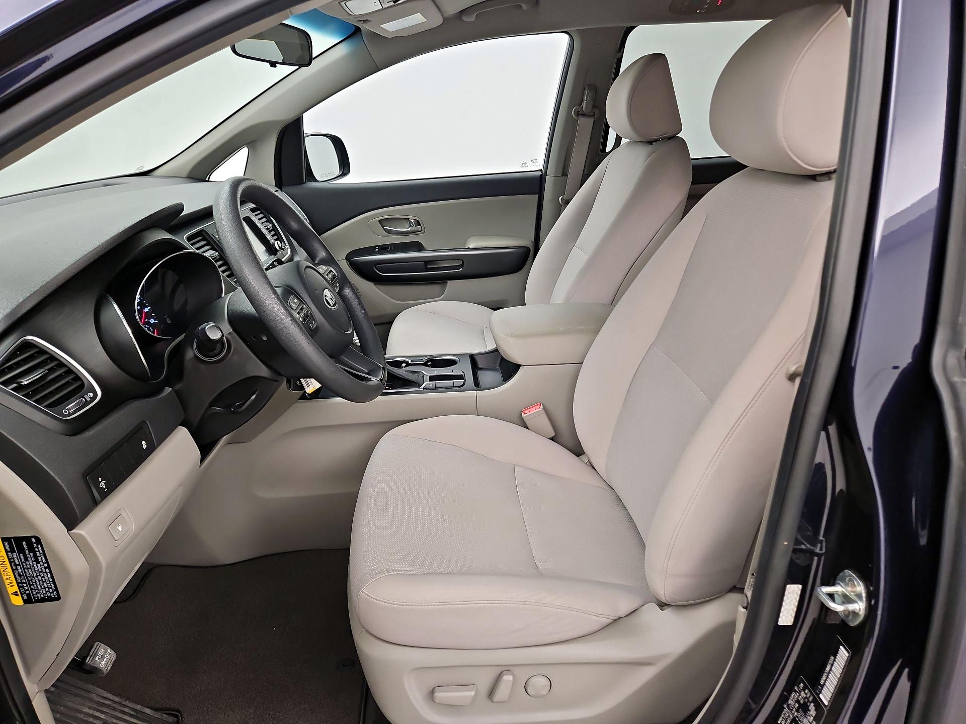 Thumbnail: 2021 Kia Sedona - 11
