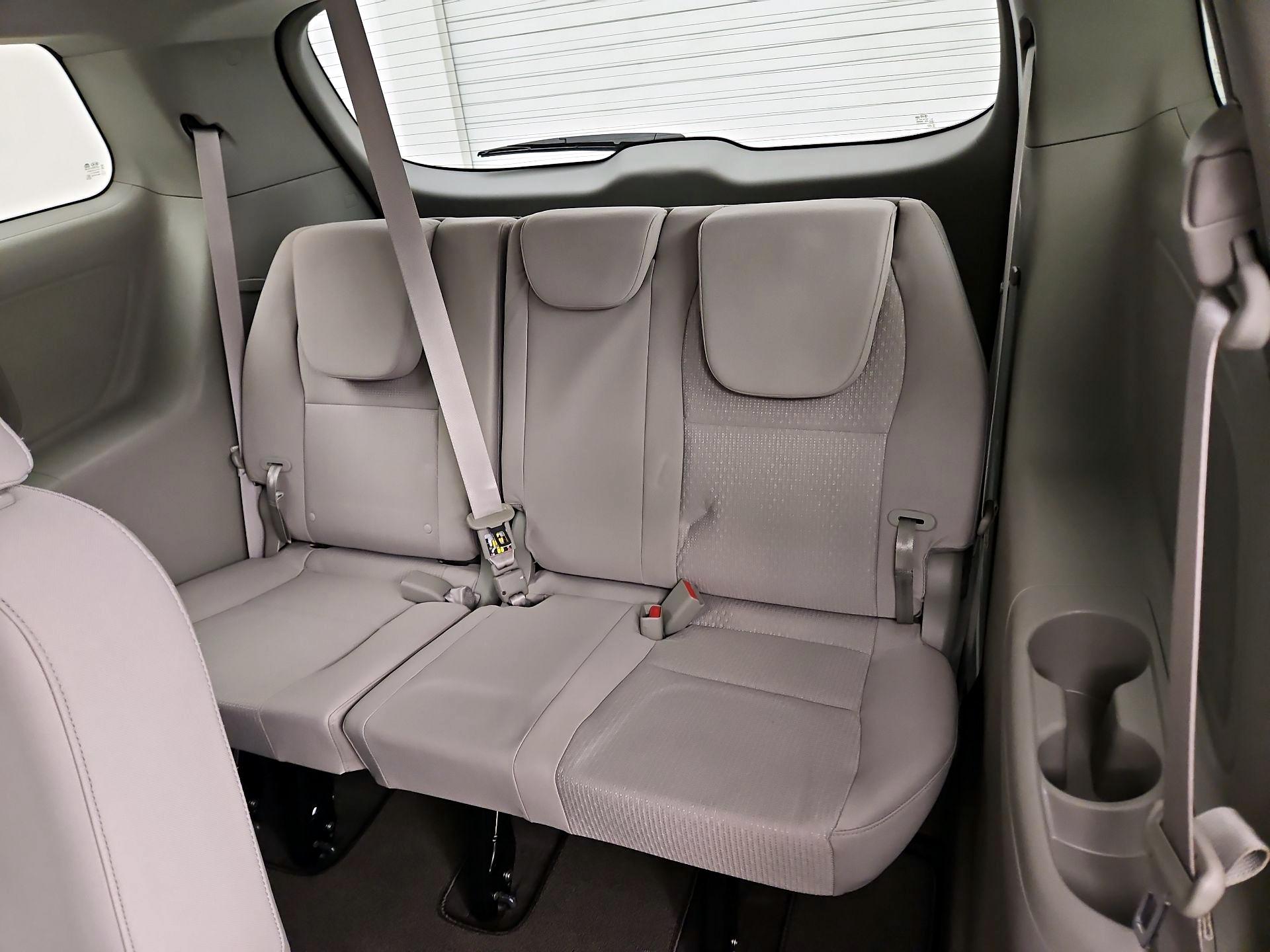 Thumbnail: 2021 Kia Sedona - 20