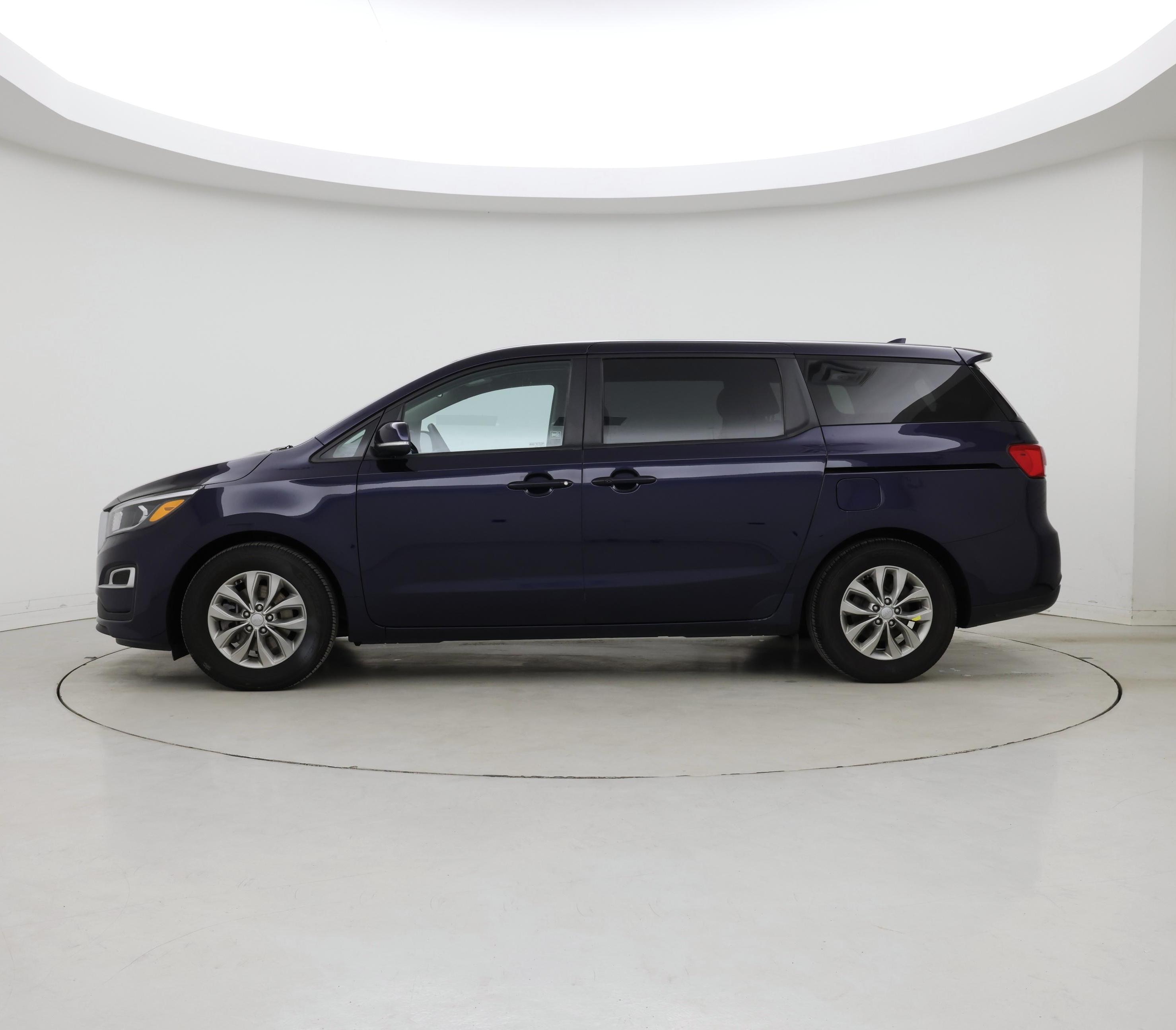 Thumbnail: 2021 Kia Sedona - 3