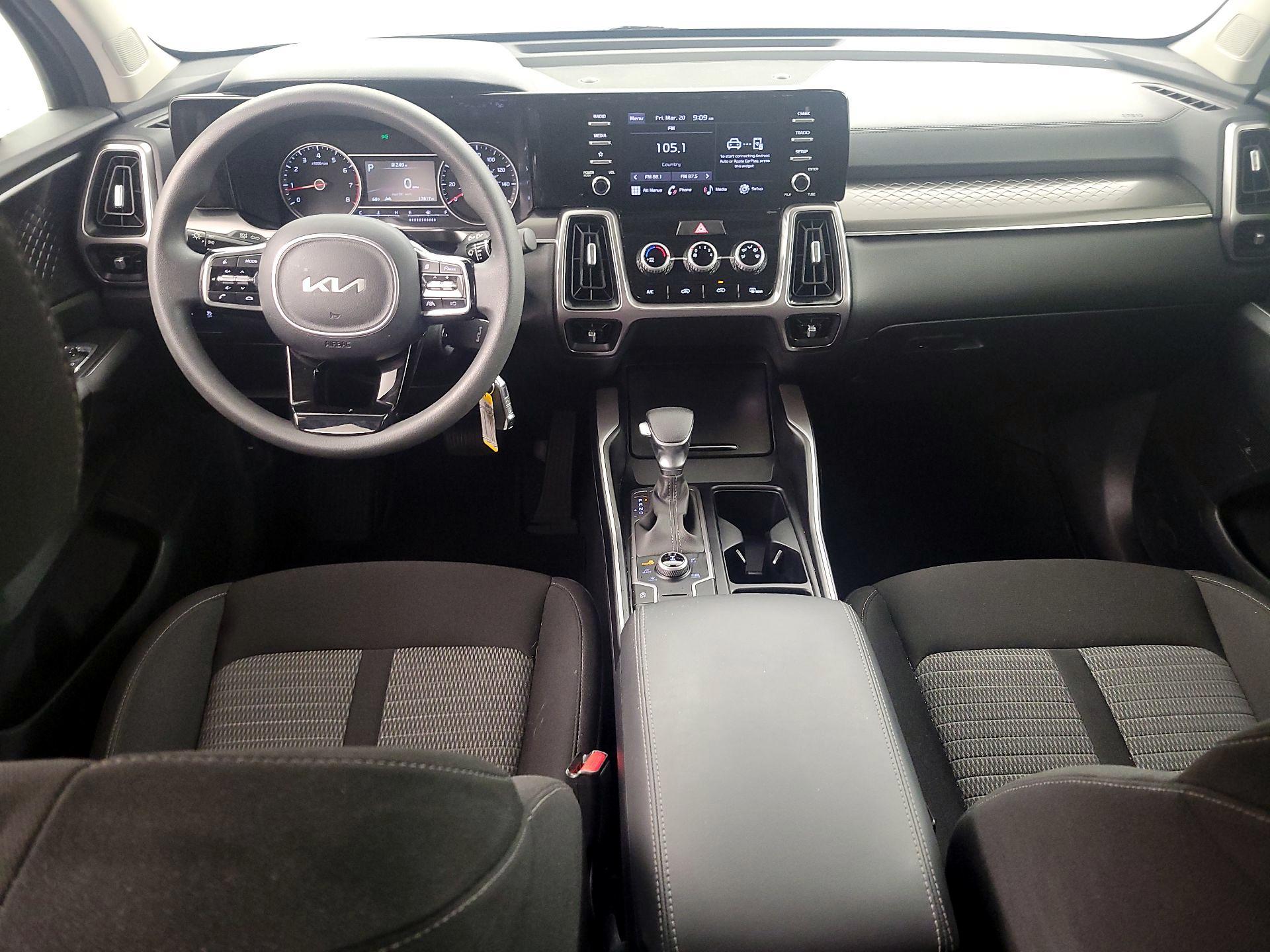 Thumbnail: 2023 Kia Sorento - 9