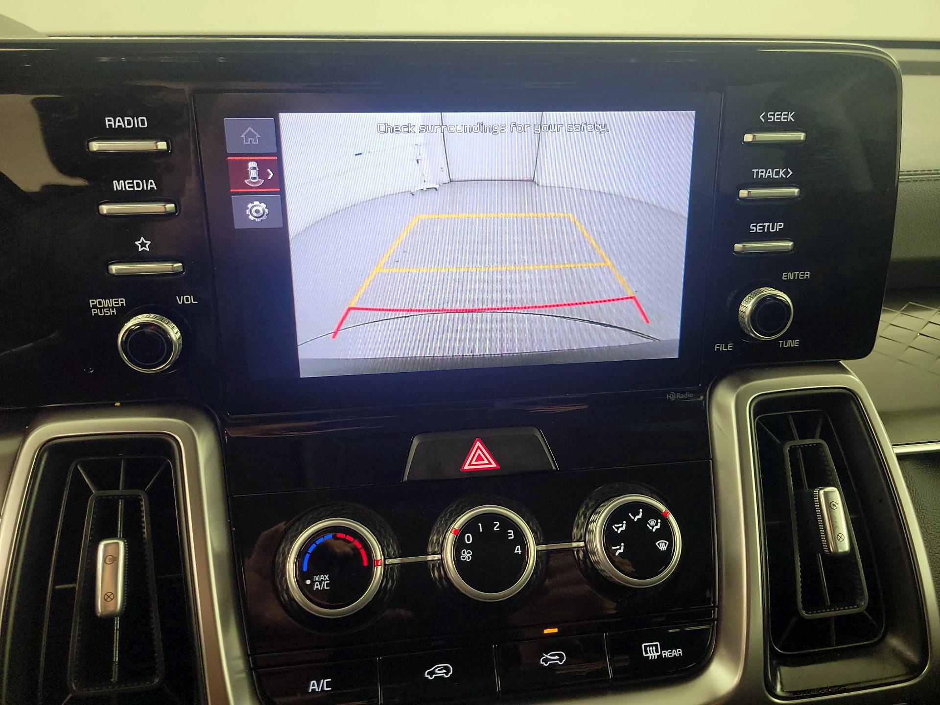 Thumbnail: 2023 Kia Sorento - 14