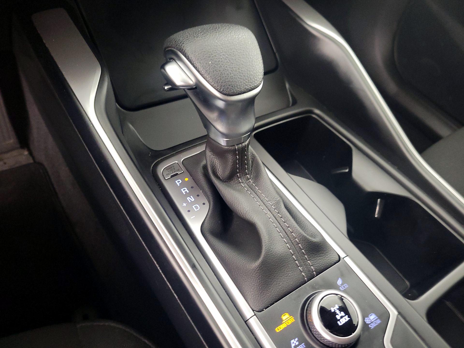 Thumbnail: 2023 Kia Sorento - 17