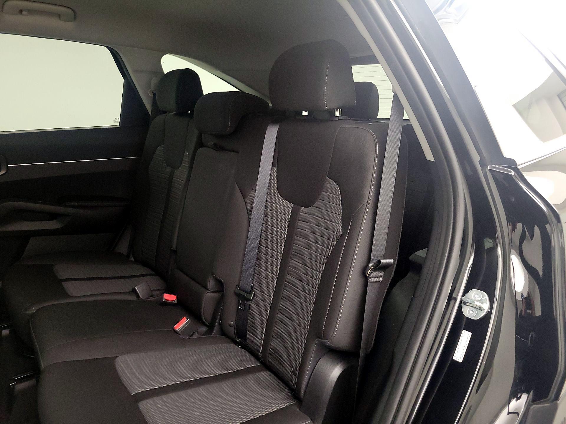 Thumbnail: 2023 Kia Sorento - 19