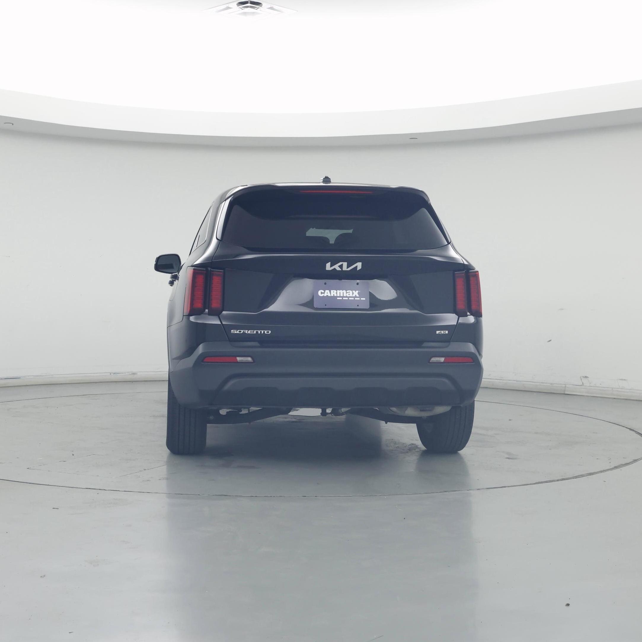 Thumbnail: 2023 Kia Sorento - 6