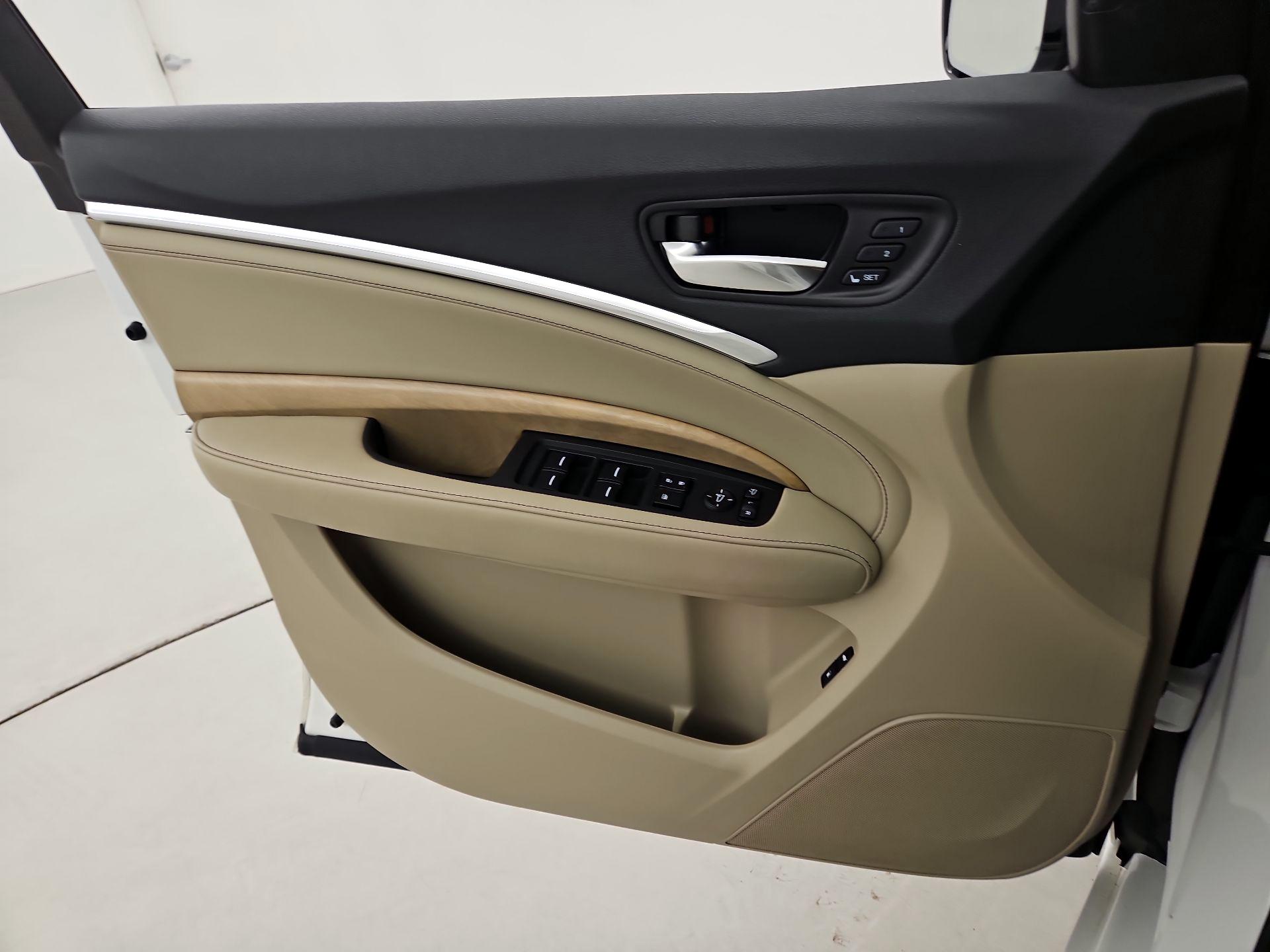 Thumbnail: 2019 Acura MDX - 12