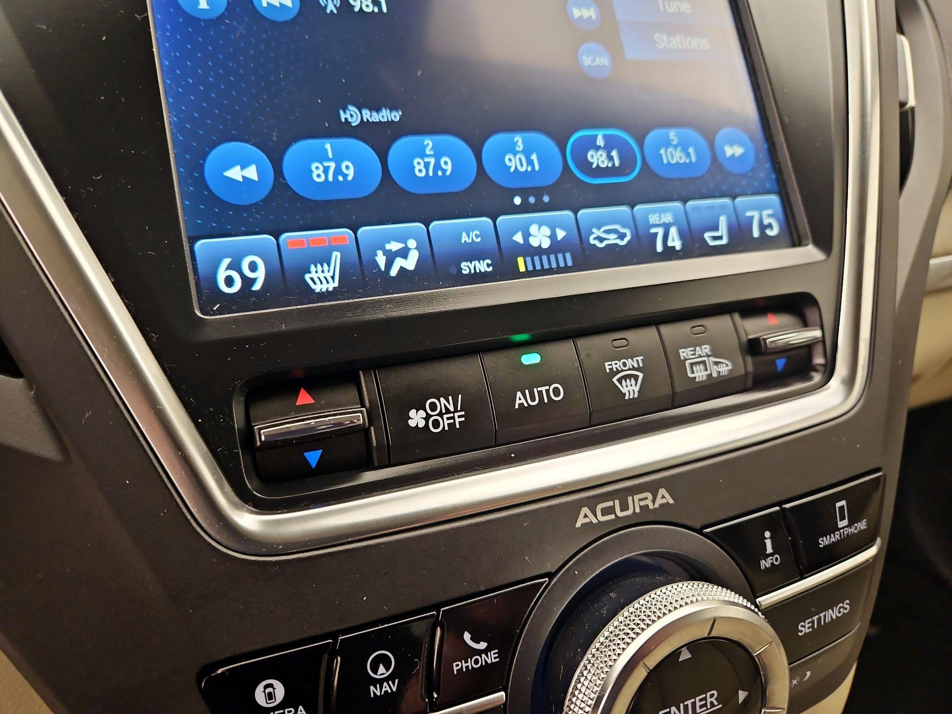 Thumbnail: 2019 Acura MDX - 17