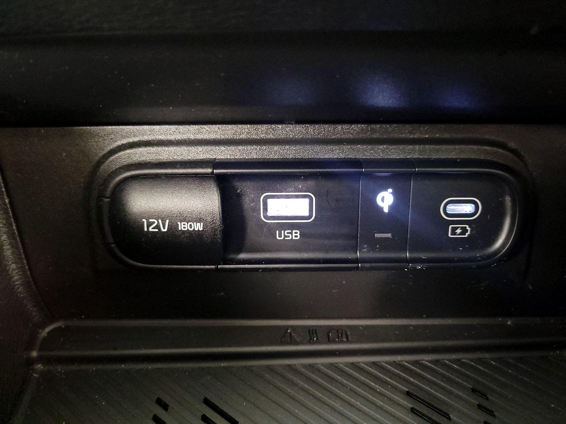 Thumbnail: 2023 Kia Sportage - 19