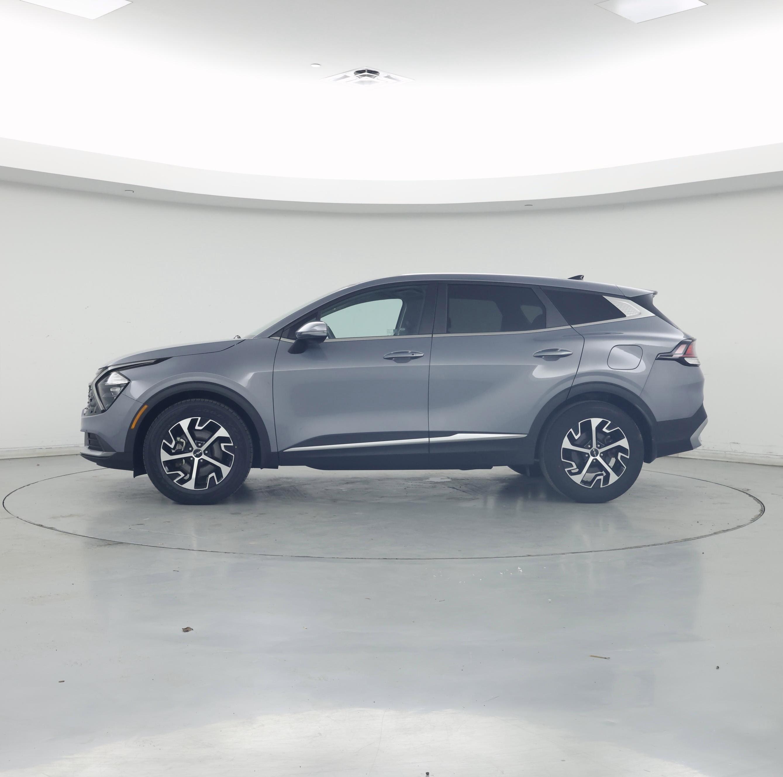 Thumbnail: 2023 Kia Sportage - 3