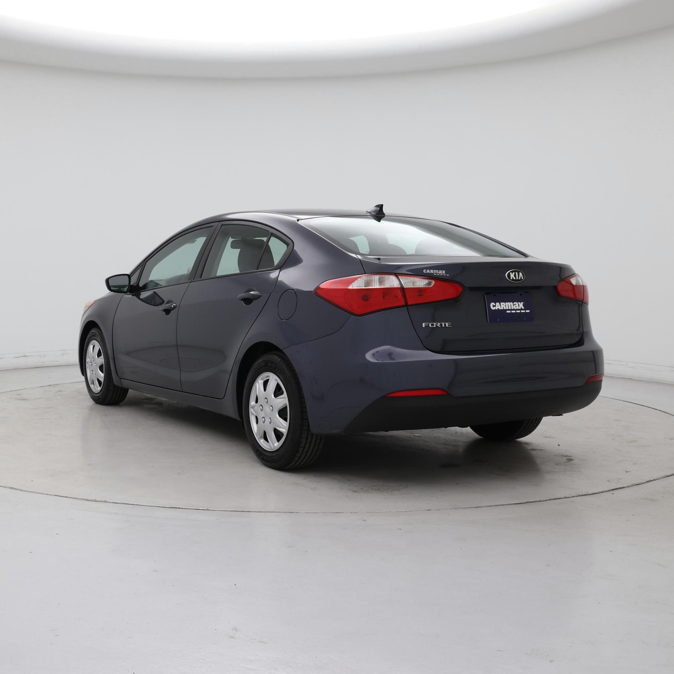 Thumbnail: 2016 Kia Forte - 2