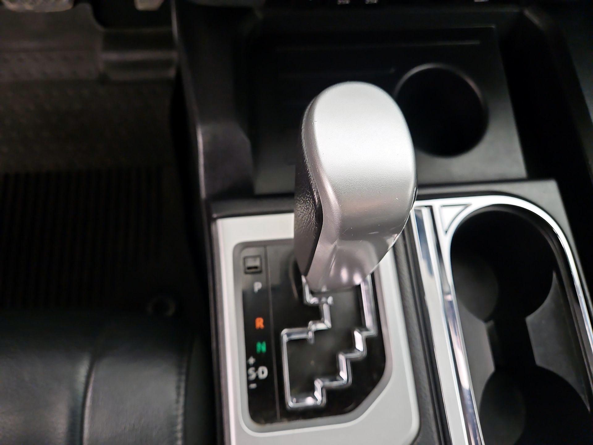 Thumbnail: 2021 Toyota Tundra - 18