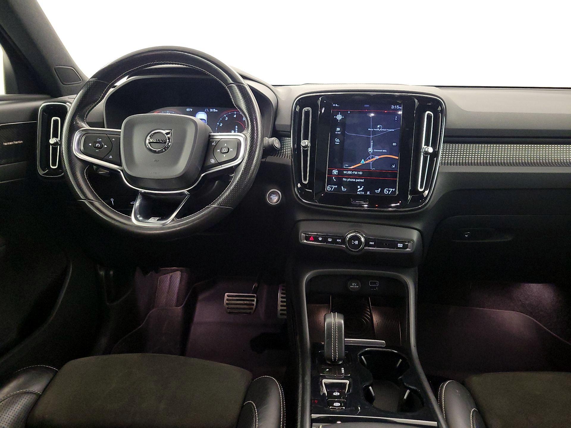 Thumbnail: 2019 Volvo XC40 - 10