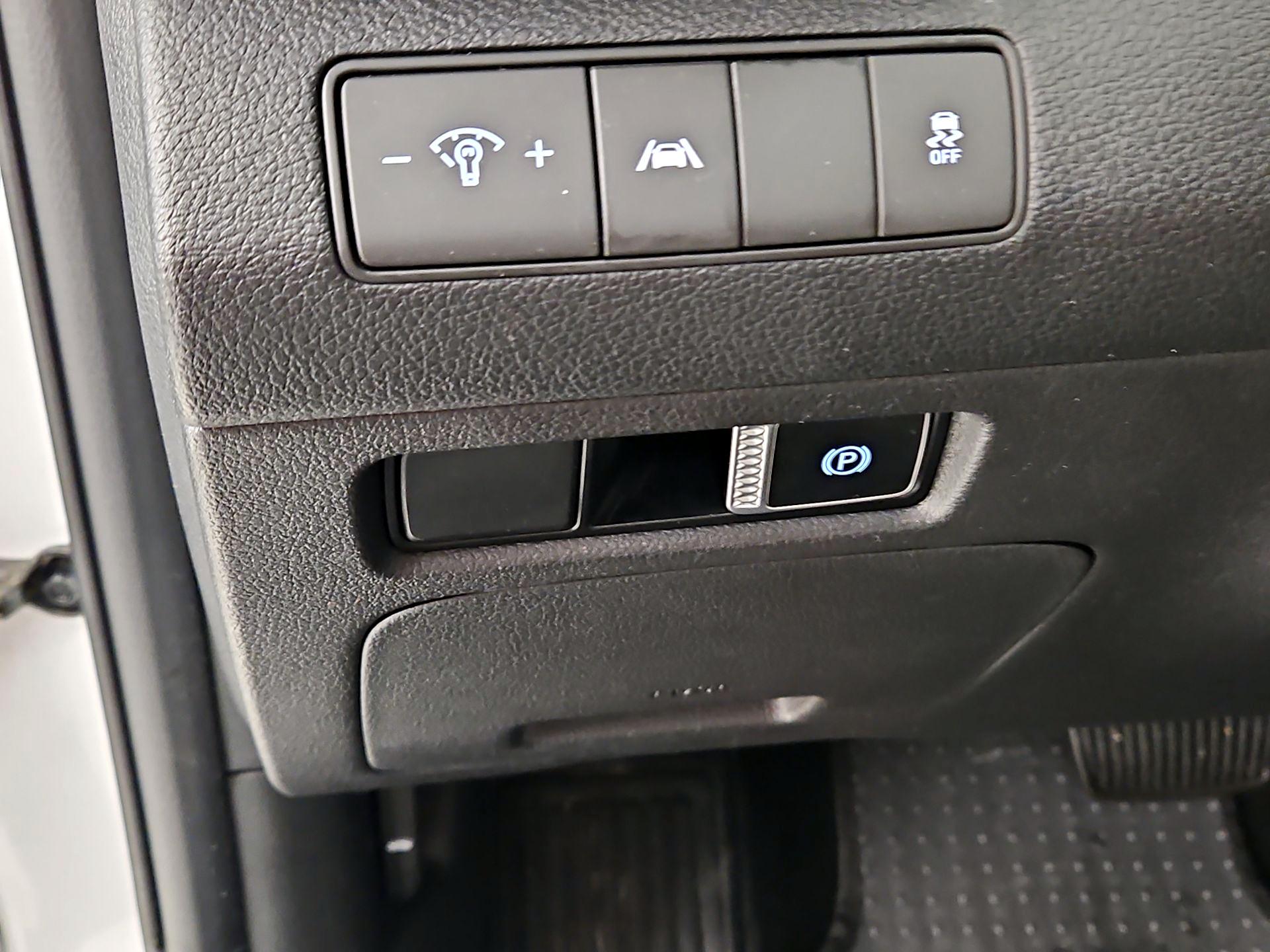 Thumbnail: 2023 Hyundai Santa Fe - 13