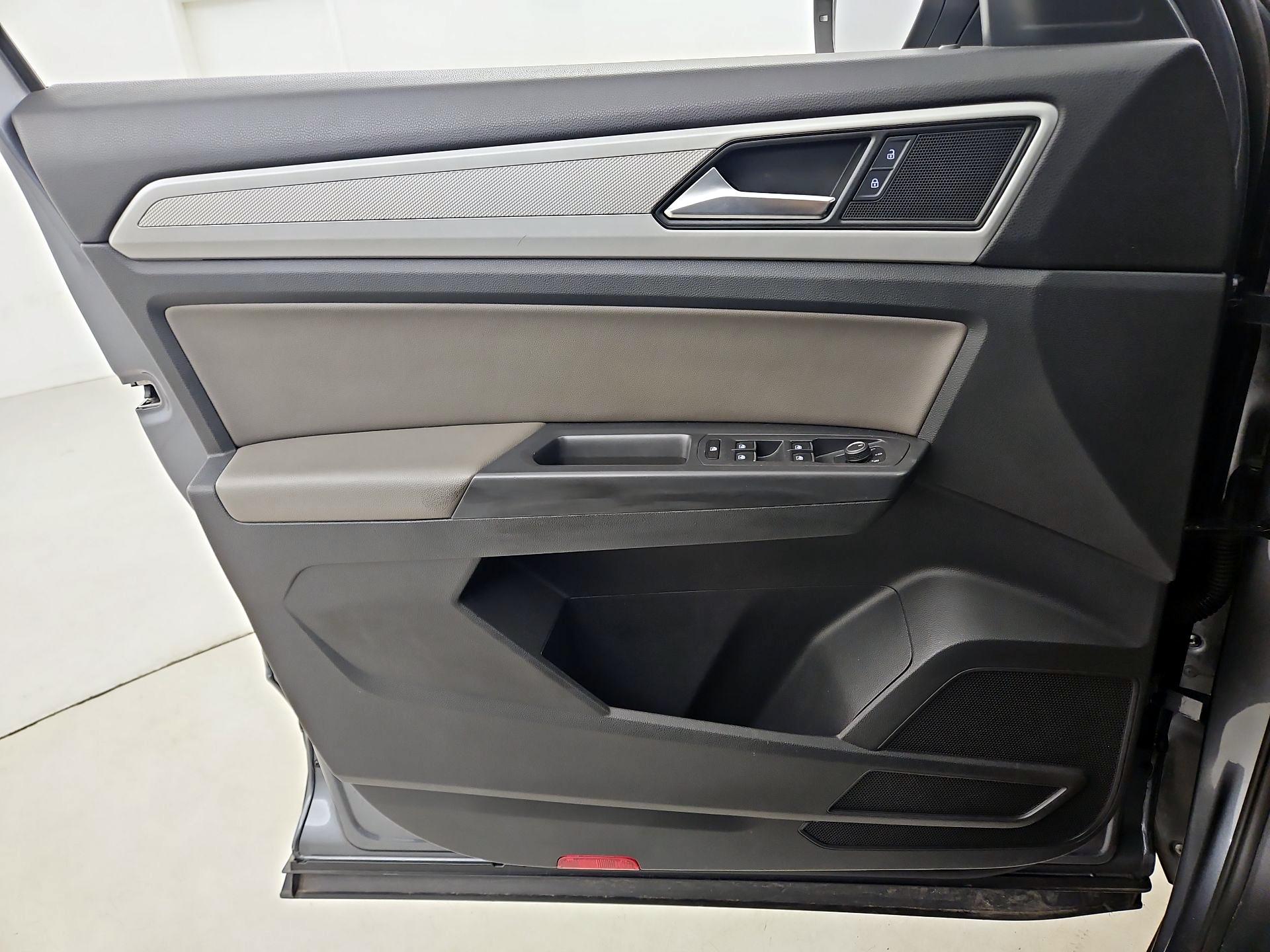 Thumbnail: 2021 Volkswagen Atlas - 12