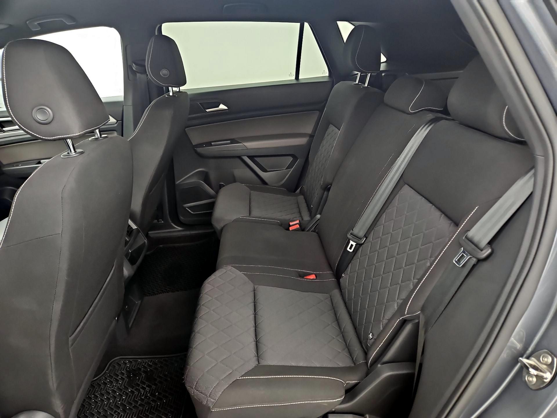 Thumbnail: 2021 Volkswagen Atlas - 19