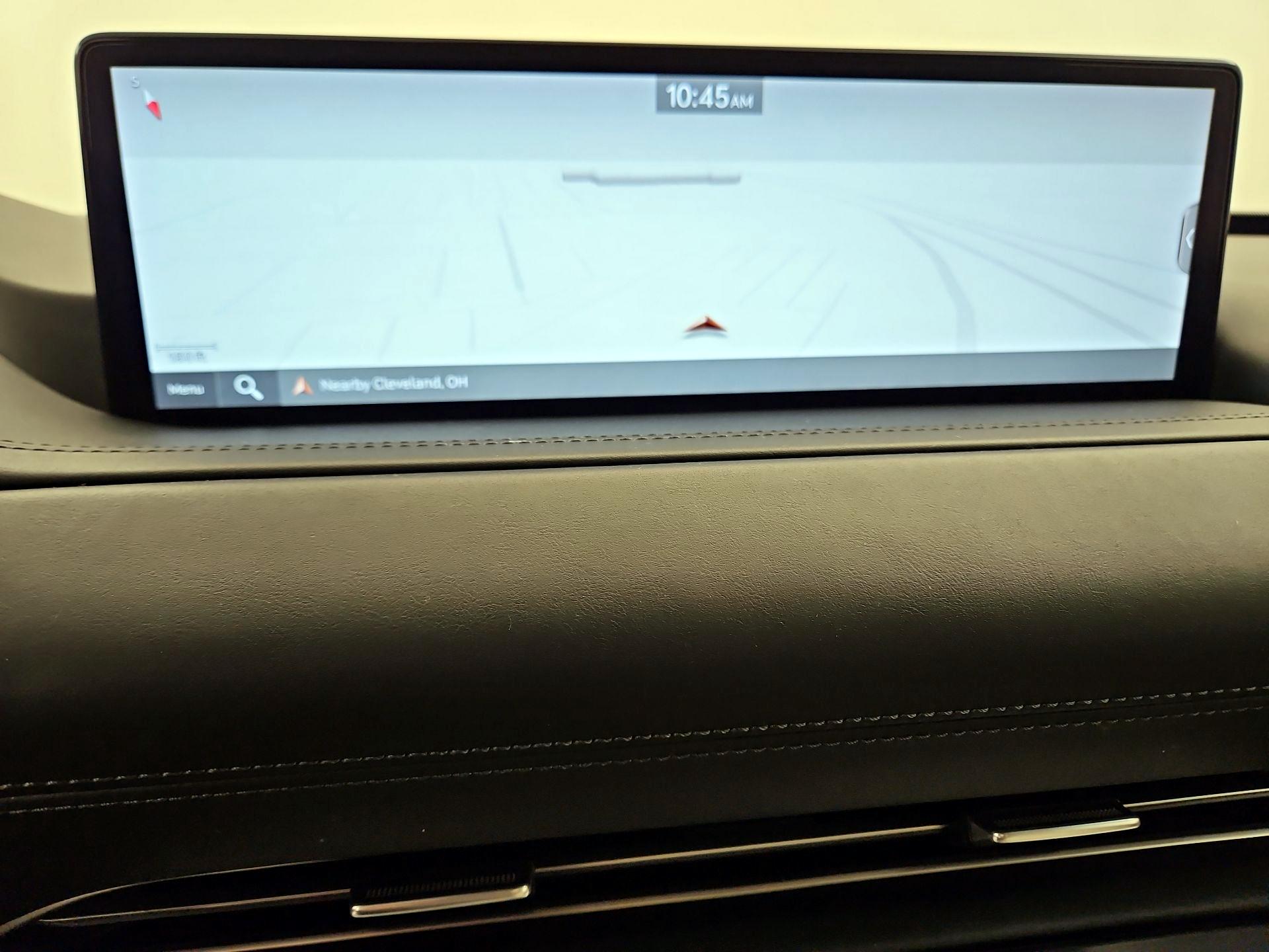 Thumbnail: 2023 Genesis GV80 - 14