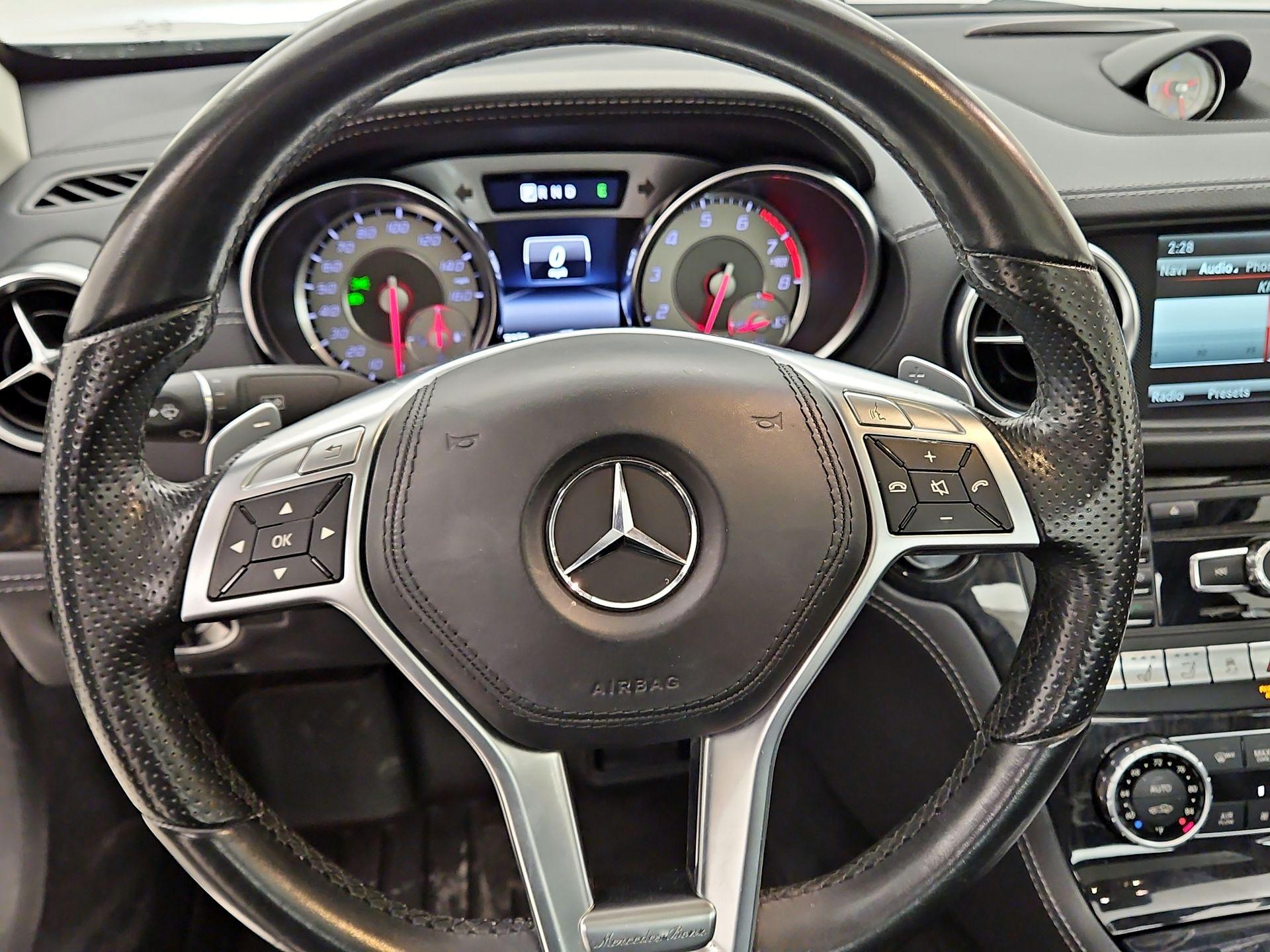 Thumbnail: 2016 Mercedes-Benz SL-Class - 10