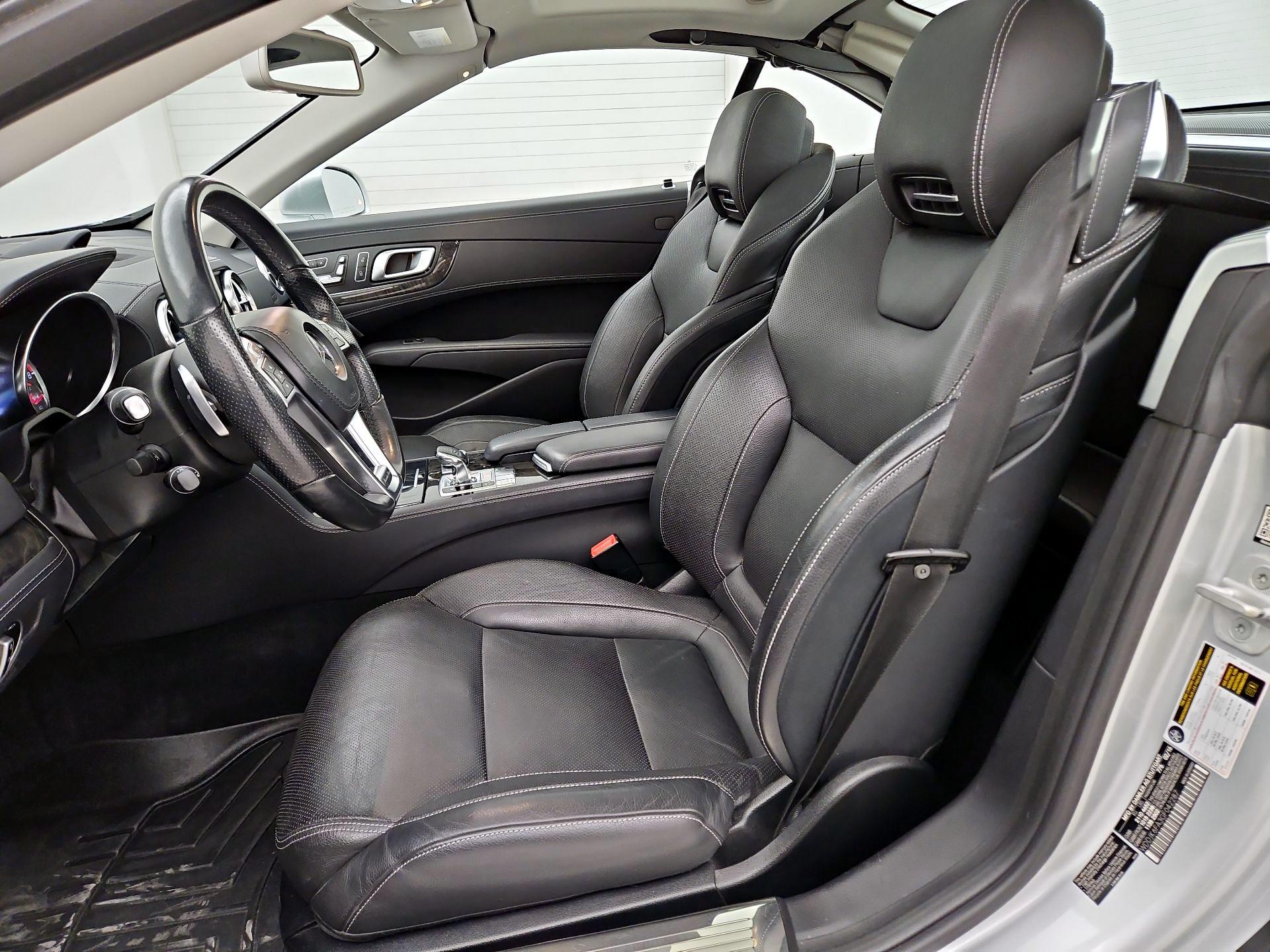 Thumbnail: 2016 Mercedes-Benz SL-Class - 11