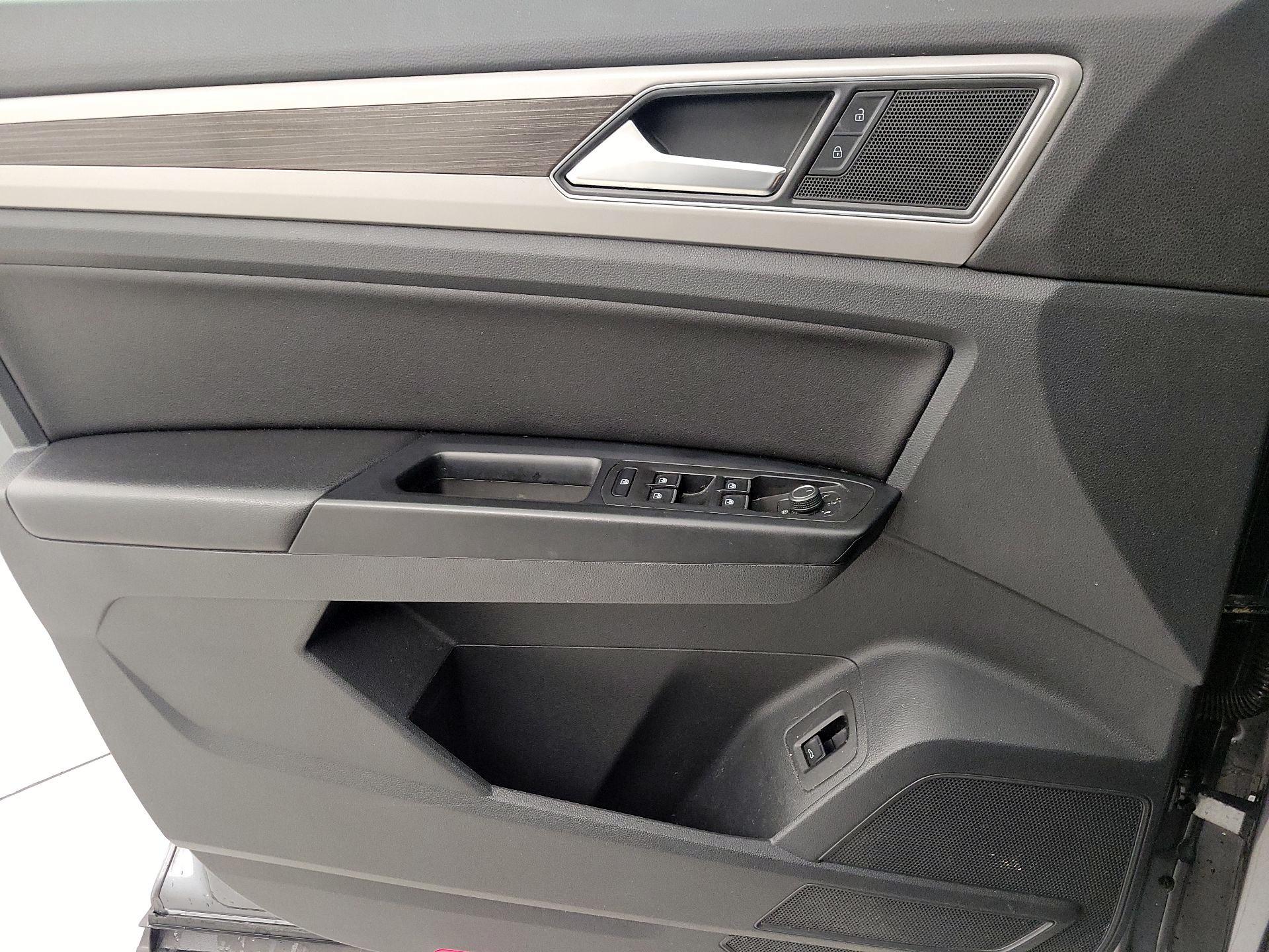 Thumbnail: 2019 Volkswagen Atlas - 12