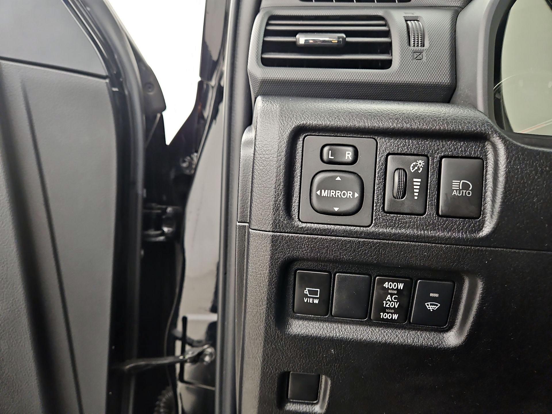 Thumbnail: 2022 Toyota 4Runner - 13