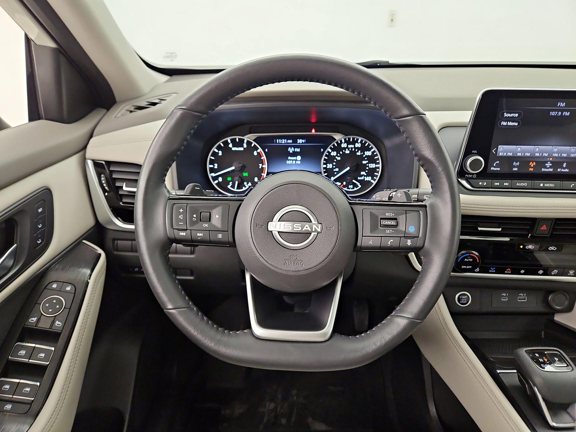 Thumbnail: 2022 Nissan Rogue - 10