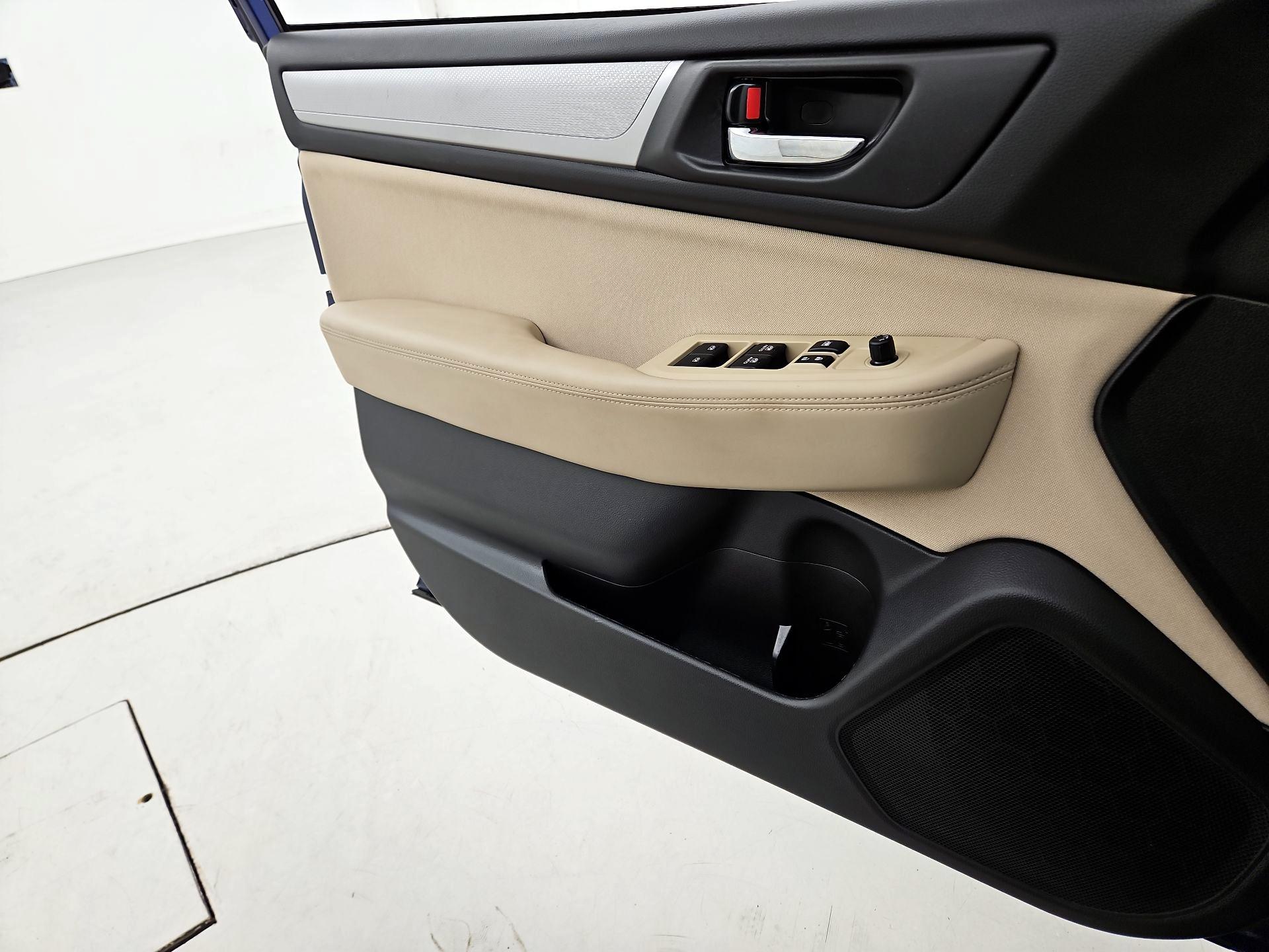 Thumbnail: 2017 Subaru Outback - 12