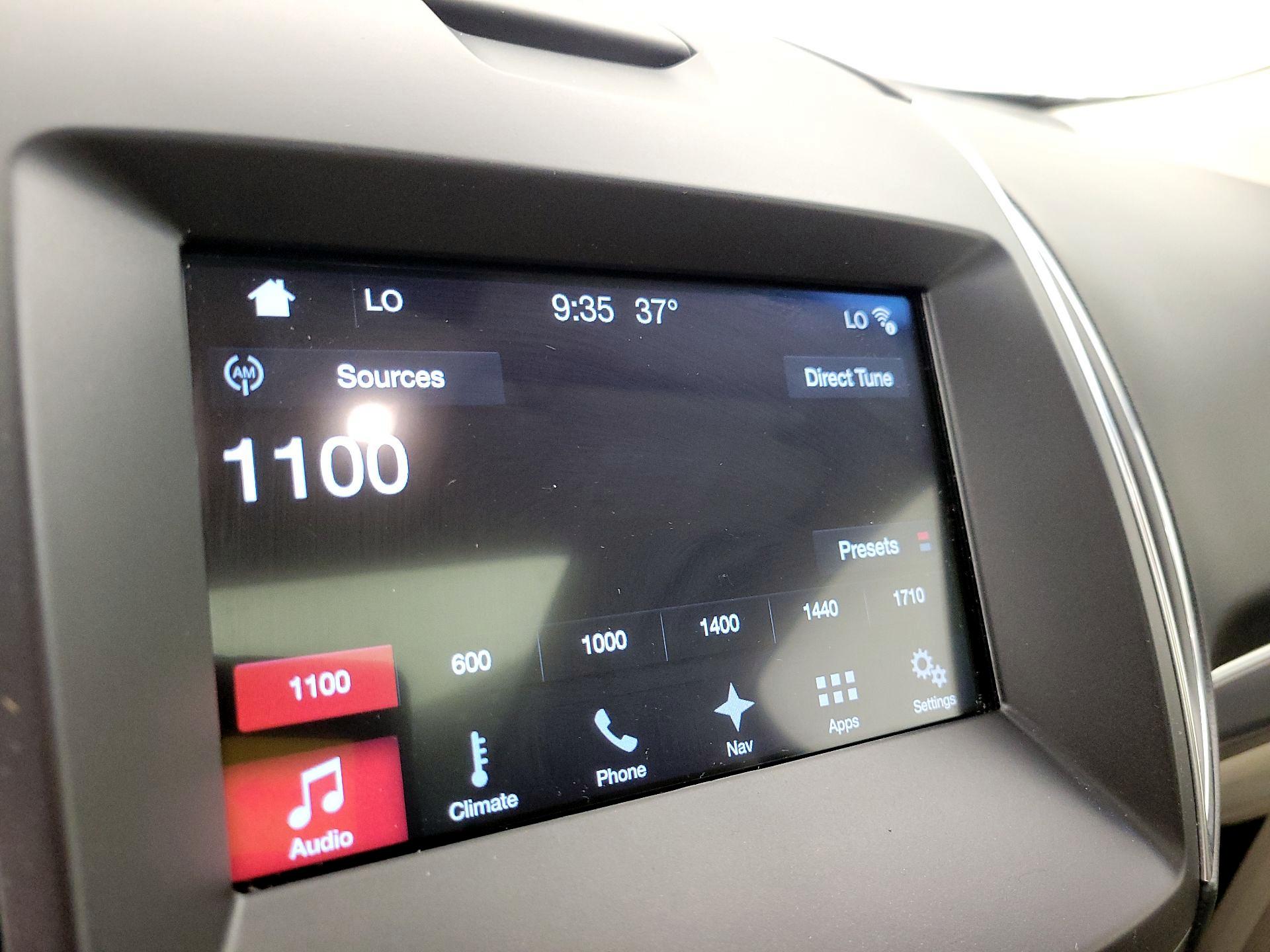 Thumbnail: 2018 Ford Edge - 16