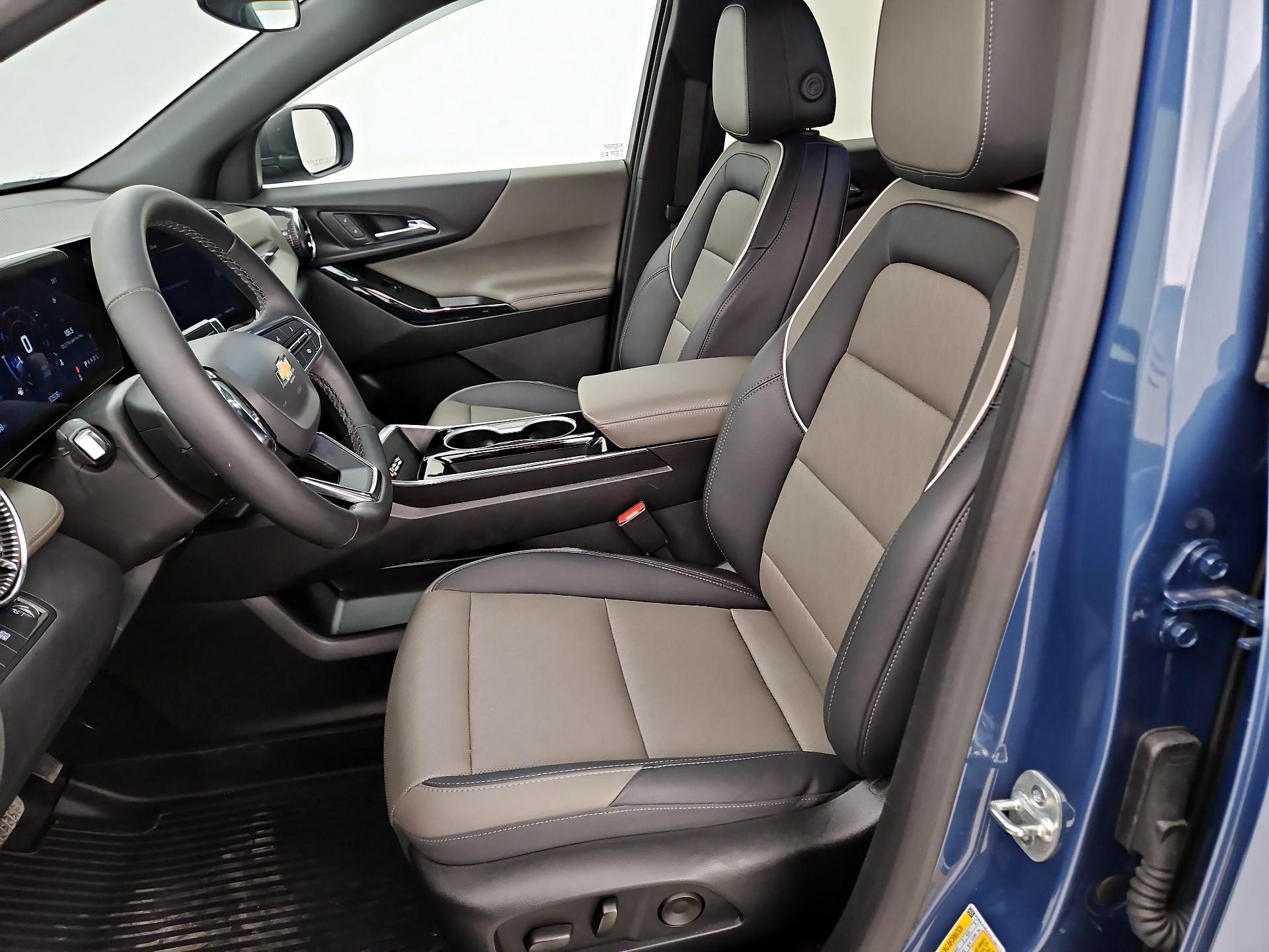 Thumbnail: 2025 Chevrolet Equinox - 11