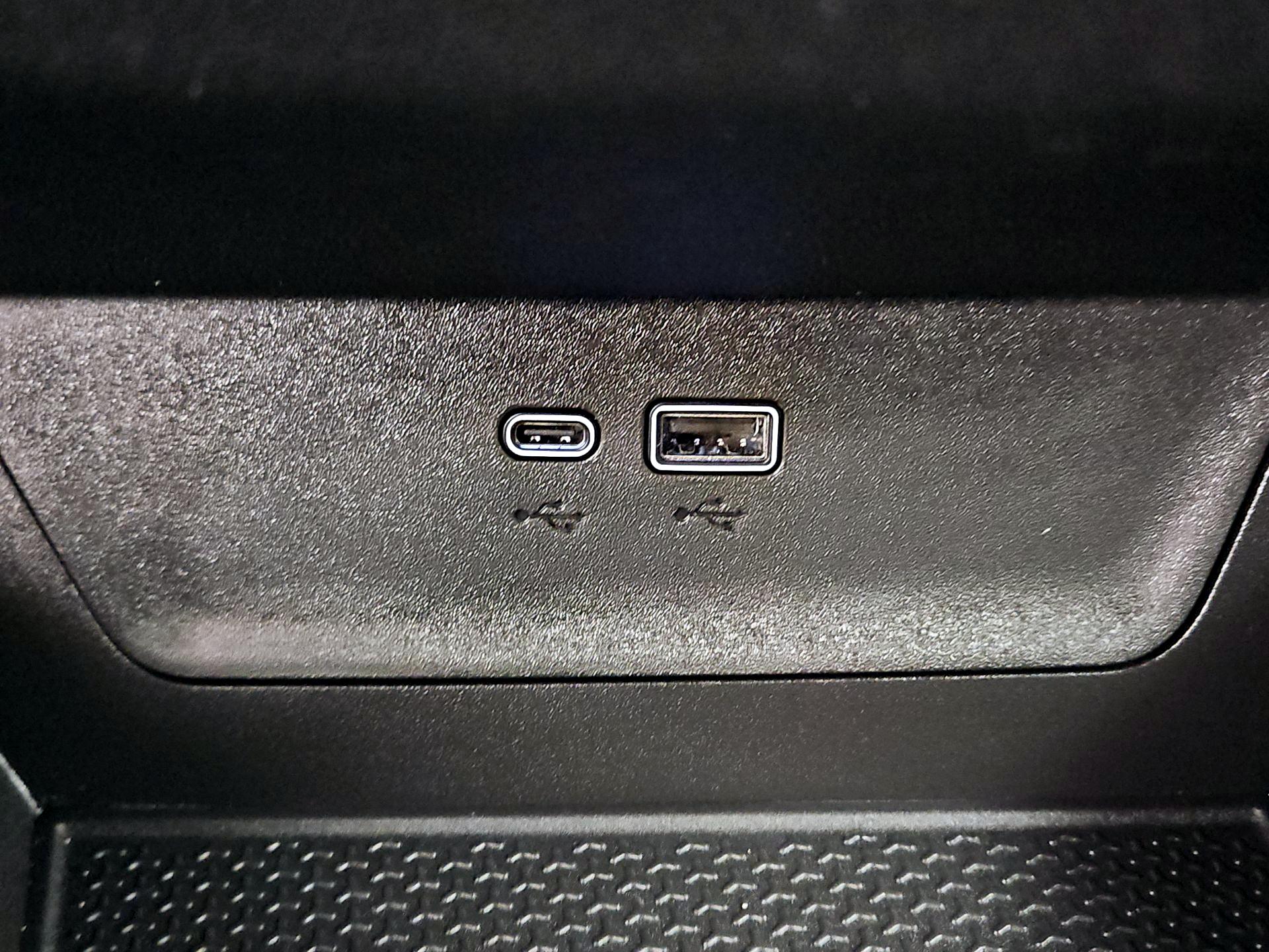 Thumbnail: 2025 Chevrolet Equinox - 18