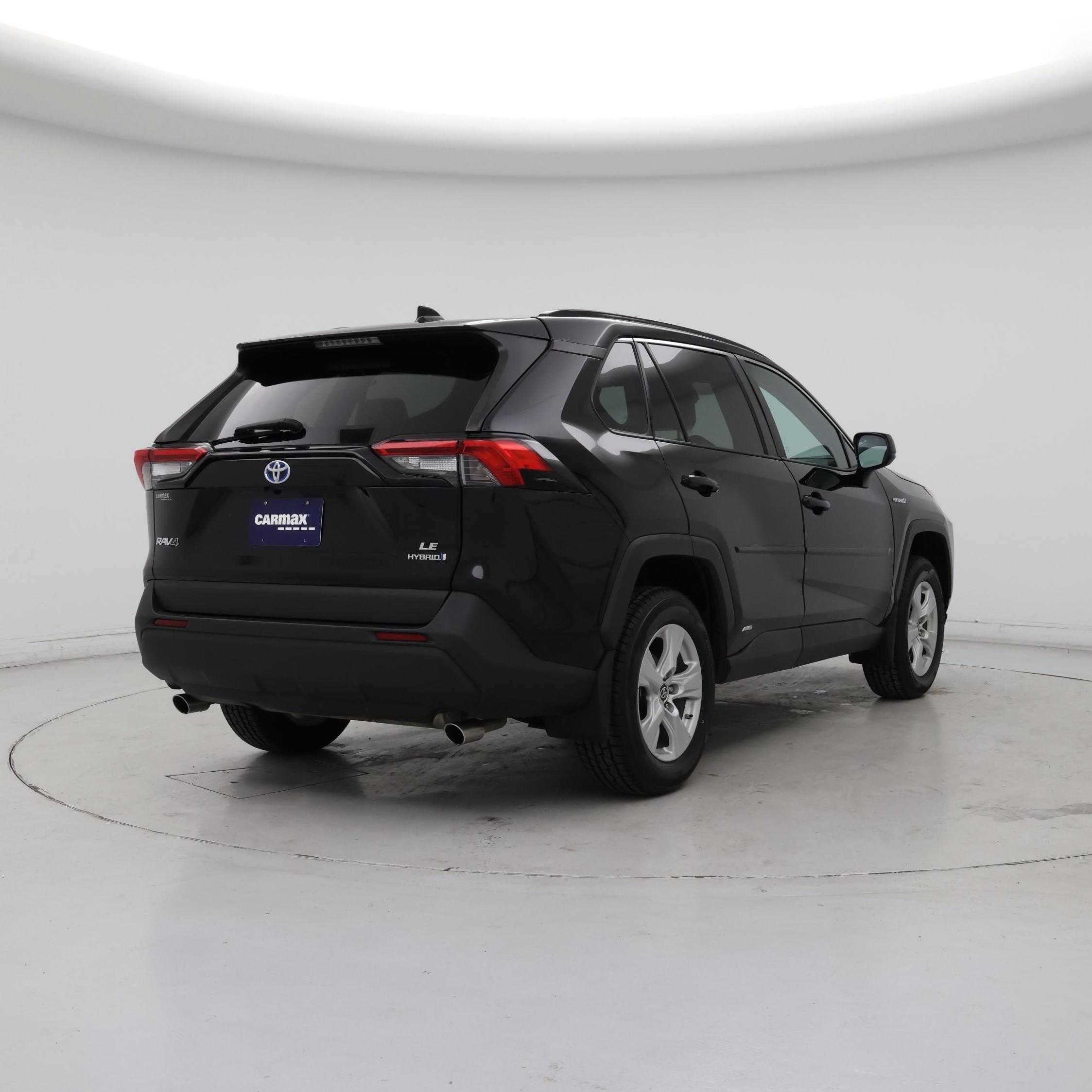 Thumbnail: 2021 Toyota RAV4 - 8