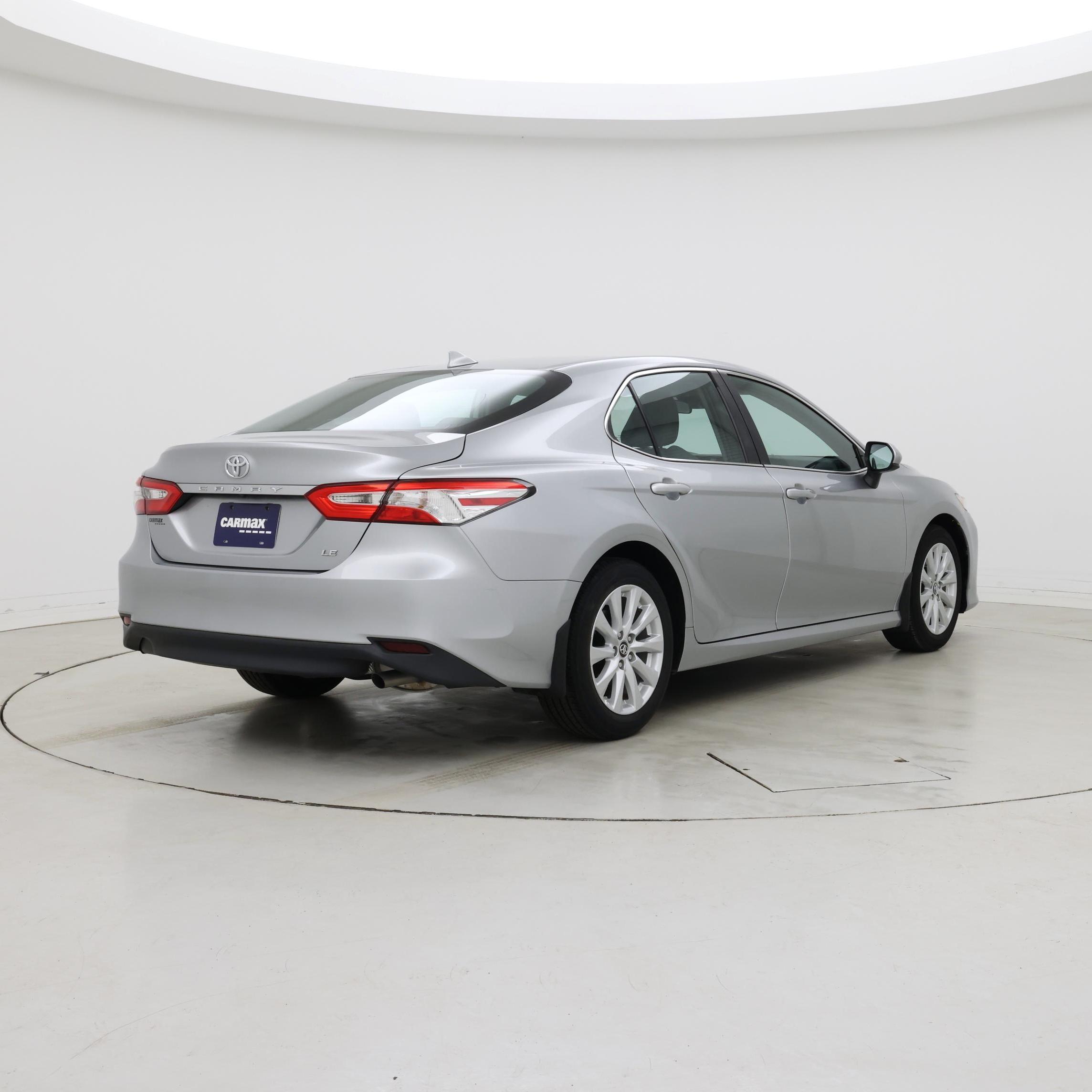 Thumbnail: 2019 Toyota Camry - 8