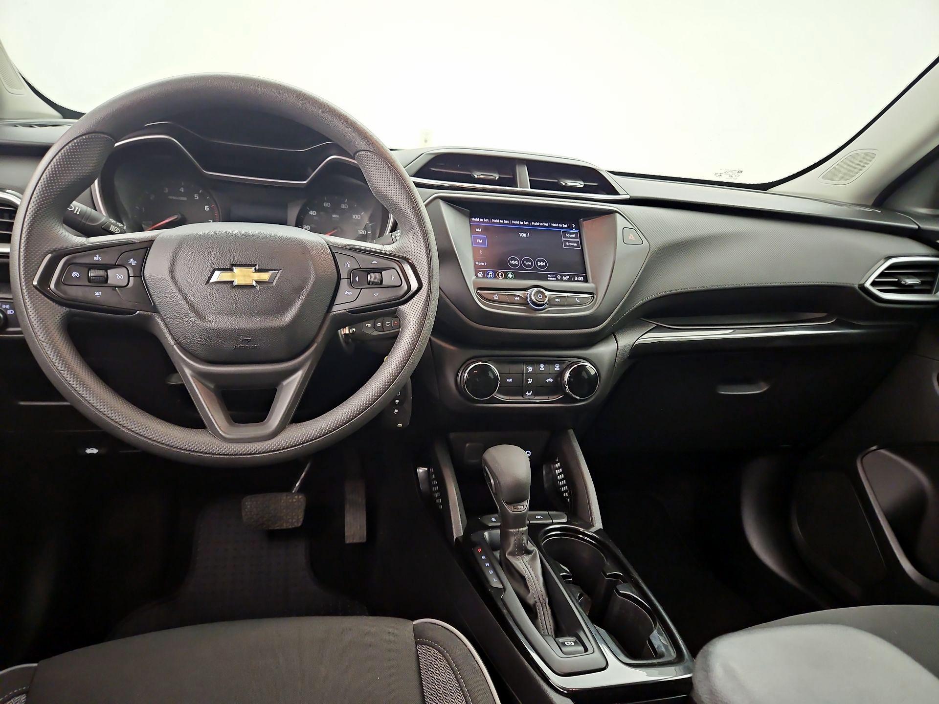 Thumbnail: 2021 Chevrolet TrailBlazer - 10